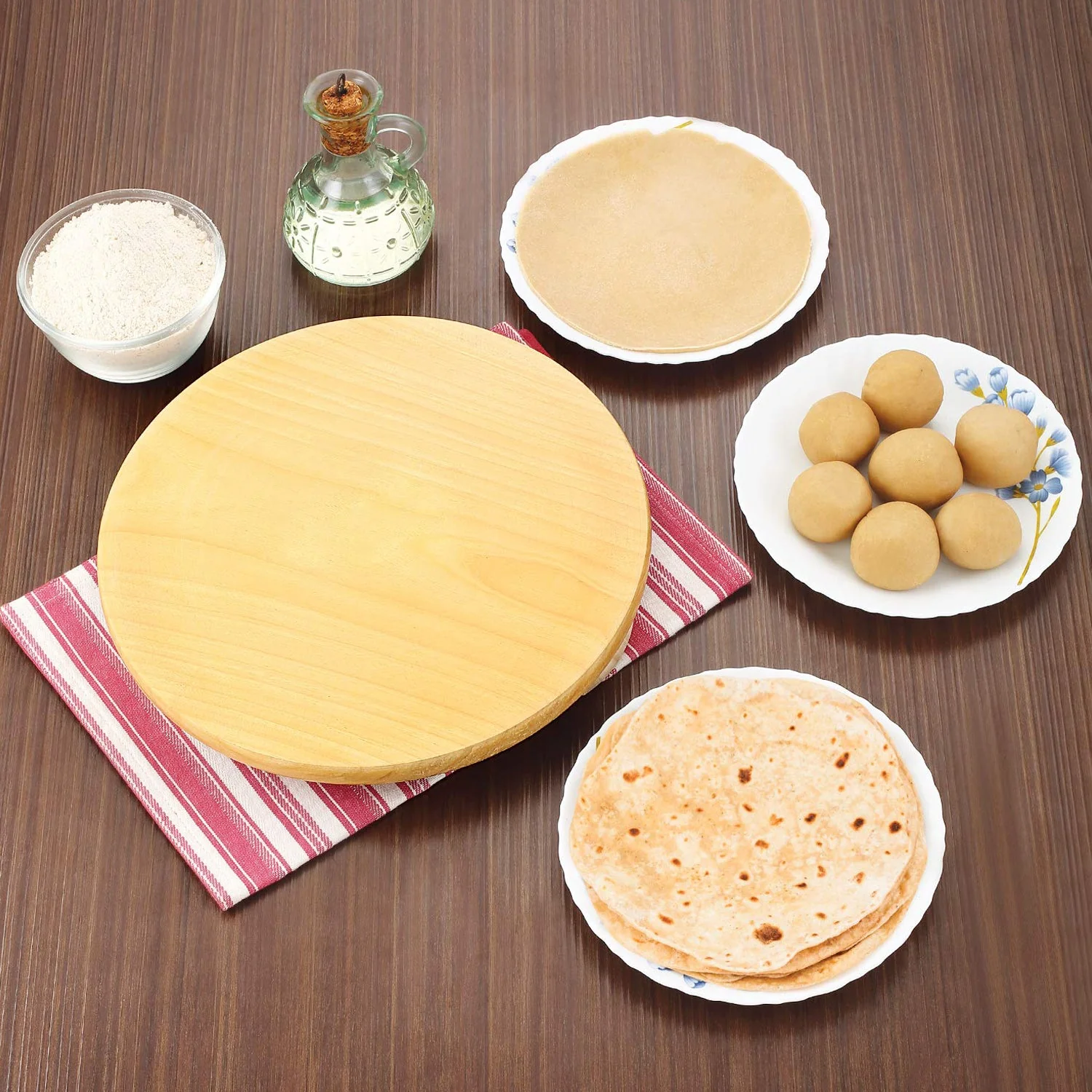 W Round Roti Maker widely used by women in household kitchen - Image 3