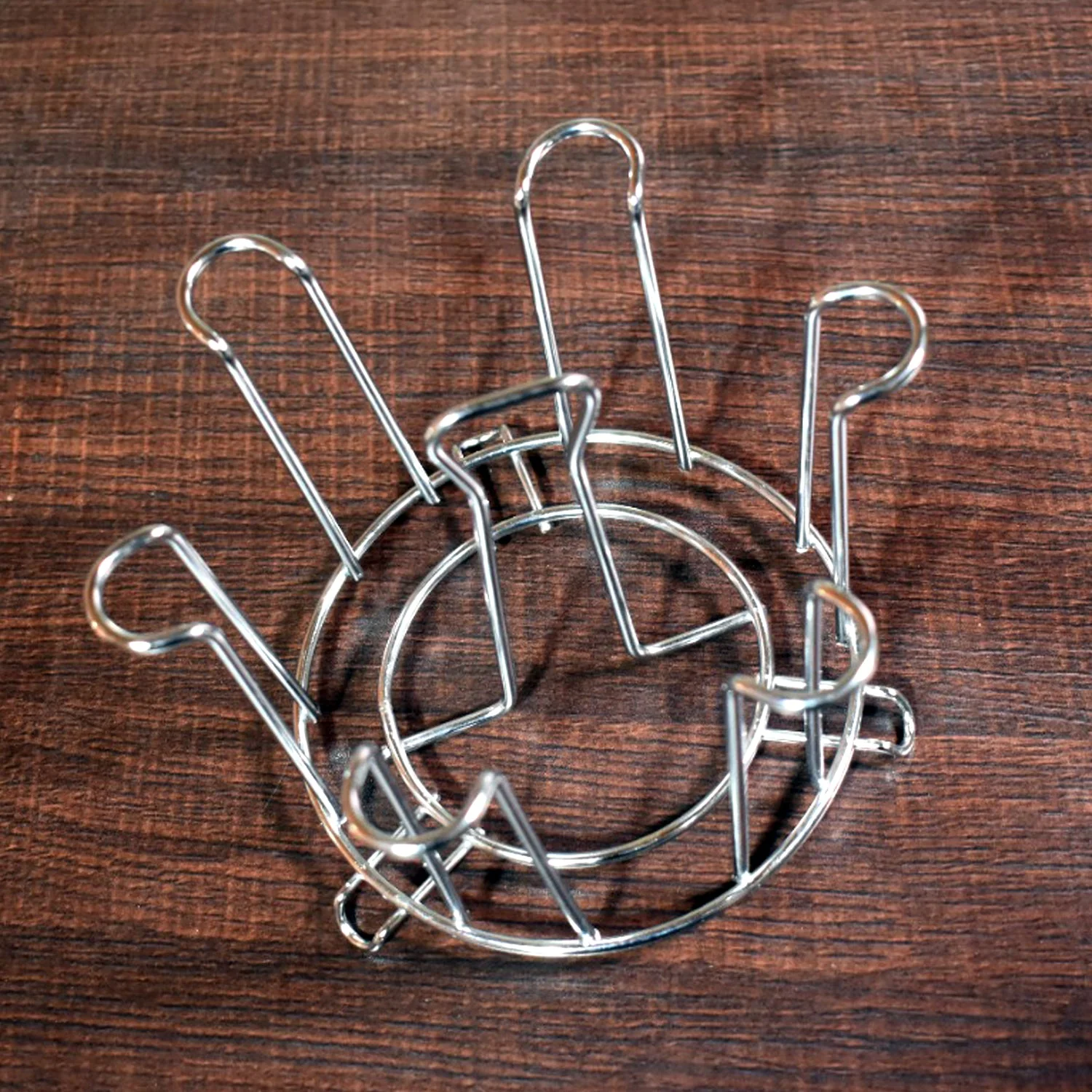 SS Round Glass Stand used for holding sensitive glasses - Image 13