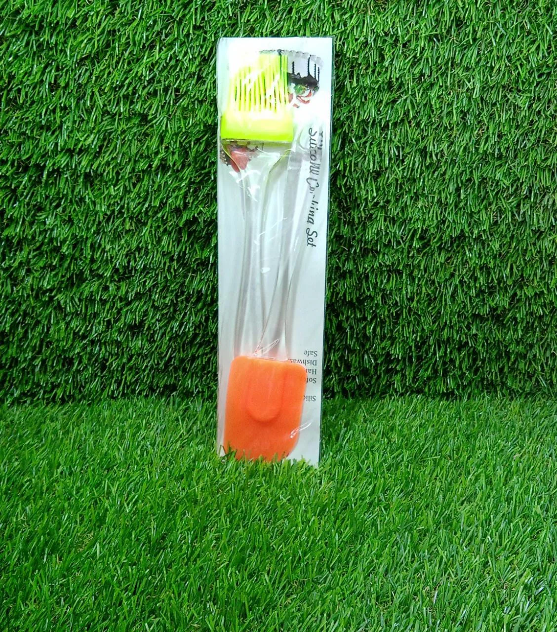 2 in 1 Combo of Big Brush & Spatula Set (2 Pcs Set) - Image 8