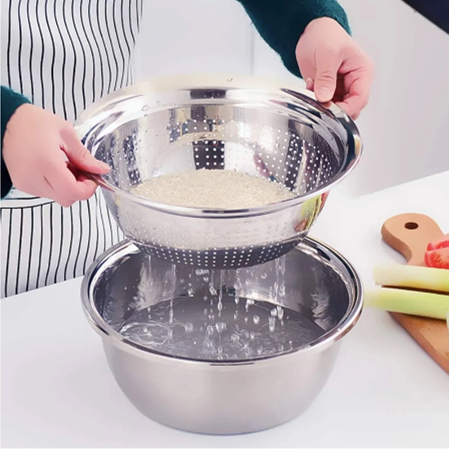 3in1 Kitchen multipurpose julienne grater salad maker with pasta server spoon - Image 6