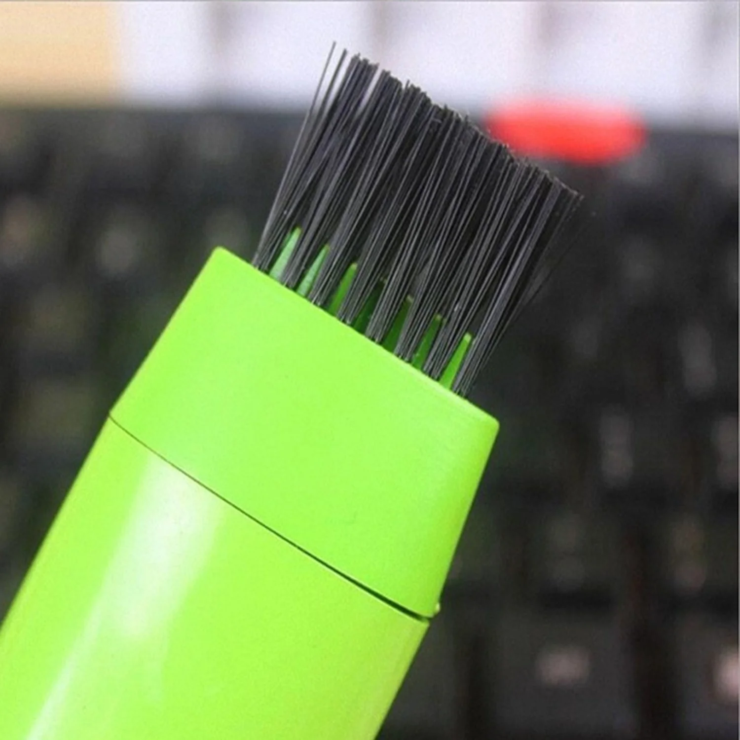 USB Mini Vacuum Cleaner for Computer & Car - Image 10
