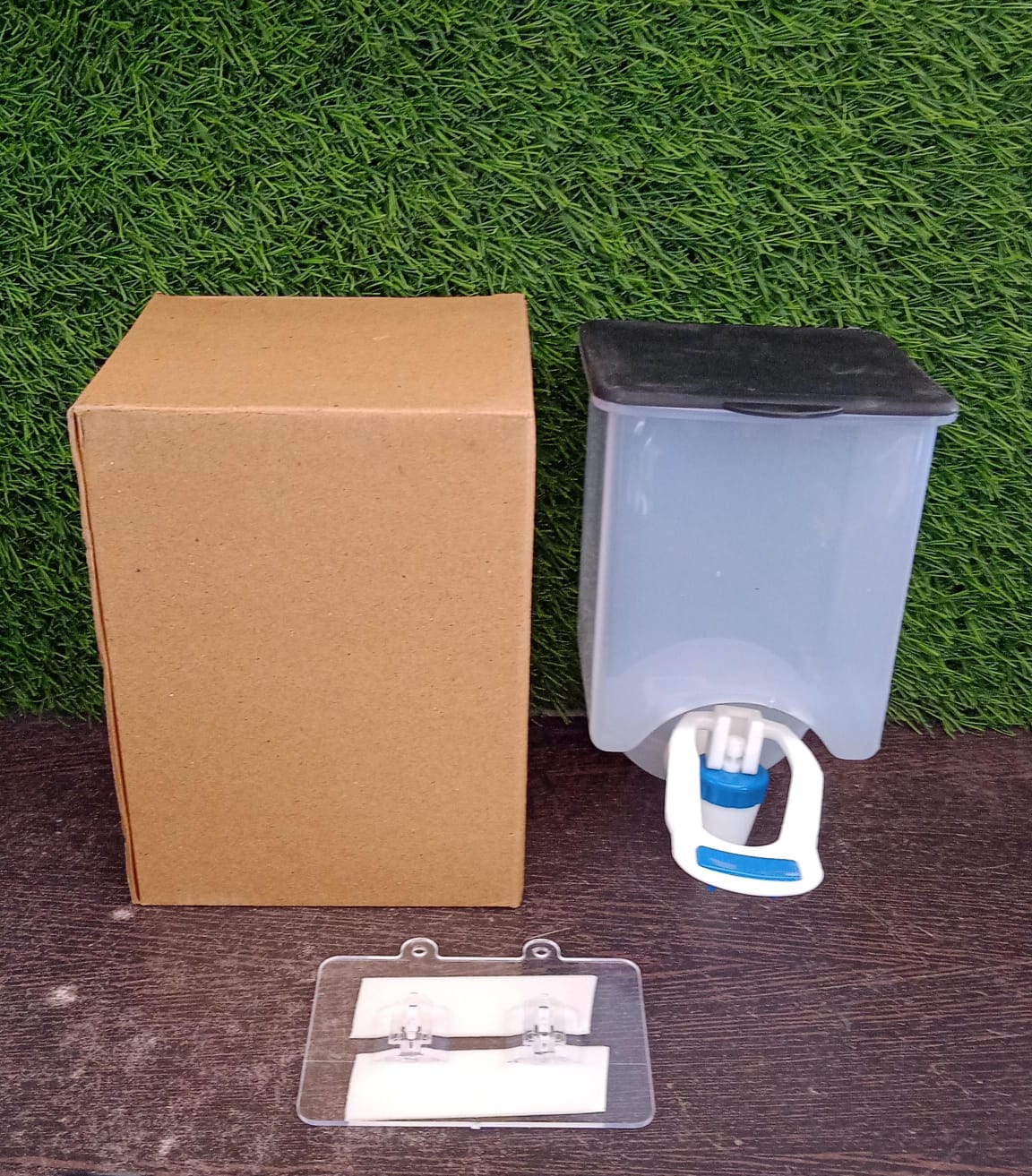 Wall Mounted Oil Dispenser Bottle (1100ml Approx) - Image 8