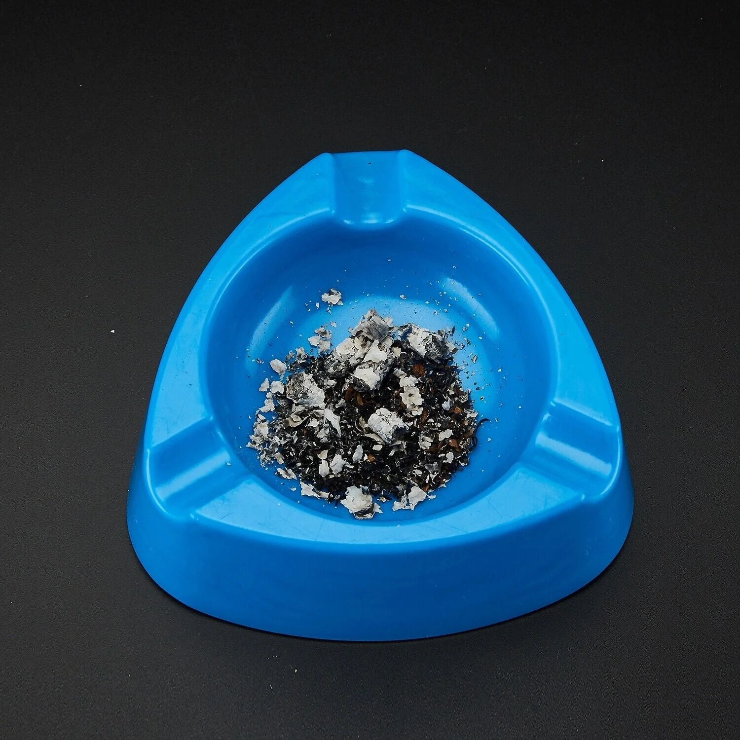 Melamine Cigarette Ashtray for Indoor & Outdoor Tabletop Decoration - Image 3