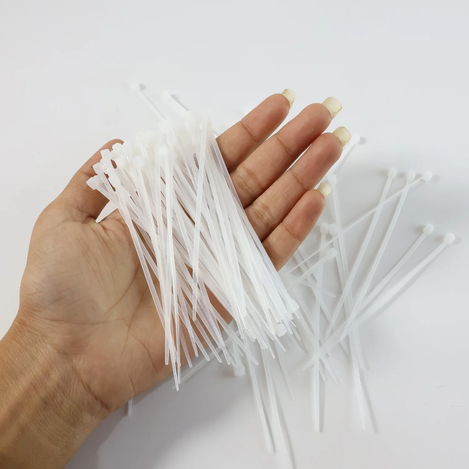 3×100 MM Nylon Self-Locking Cable Ties – Heavy Duty Zip Wire Tie (100 Pc) - Image 4