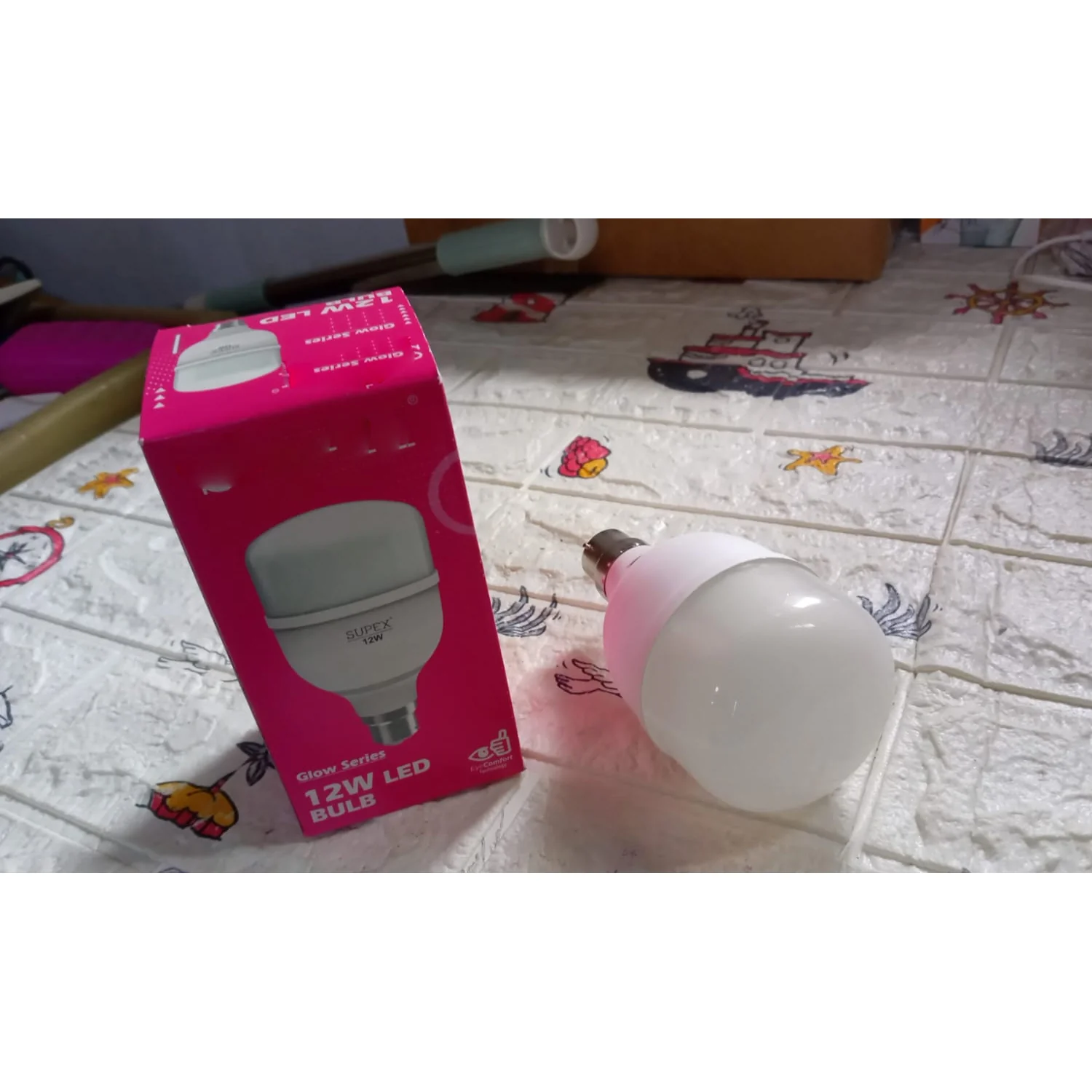 High-Power 12W LED Light Bulb, Brightness LED Bulb White, General Lighting Bulb, Energy Saver Superior Light , LED Bulb, Cool White For every room: bedroom, living room, kitchen, garage, bathroom - Image 6