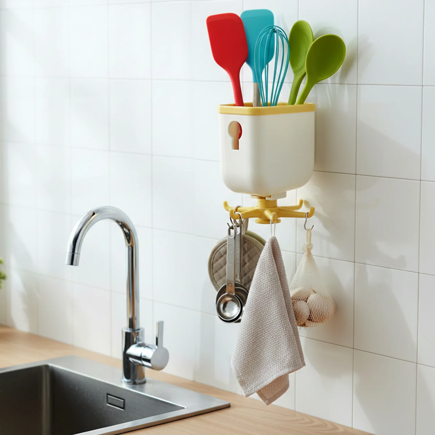 360° Rotating Storage Heavy Duty Sticky Wall Hook (1 Pc) - Image 3
