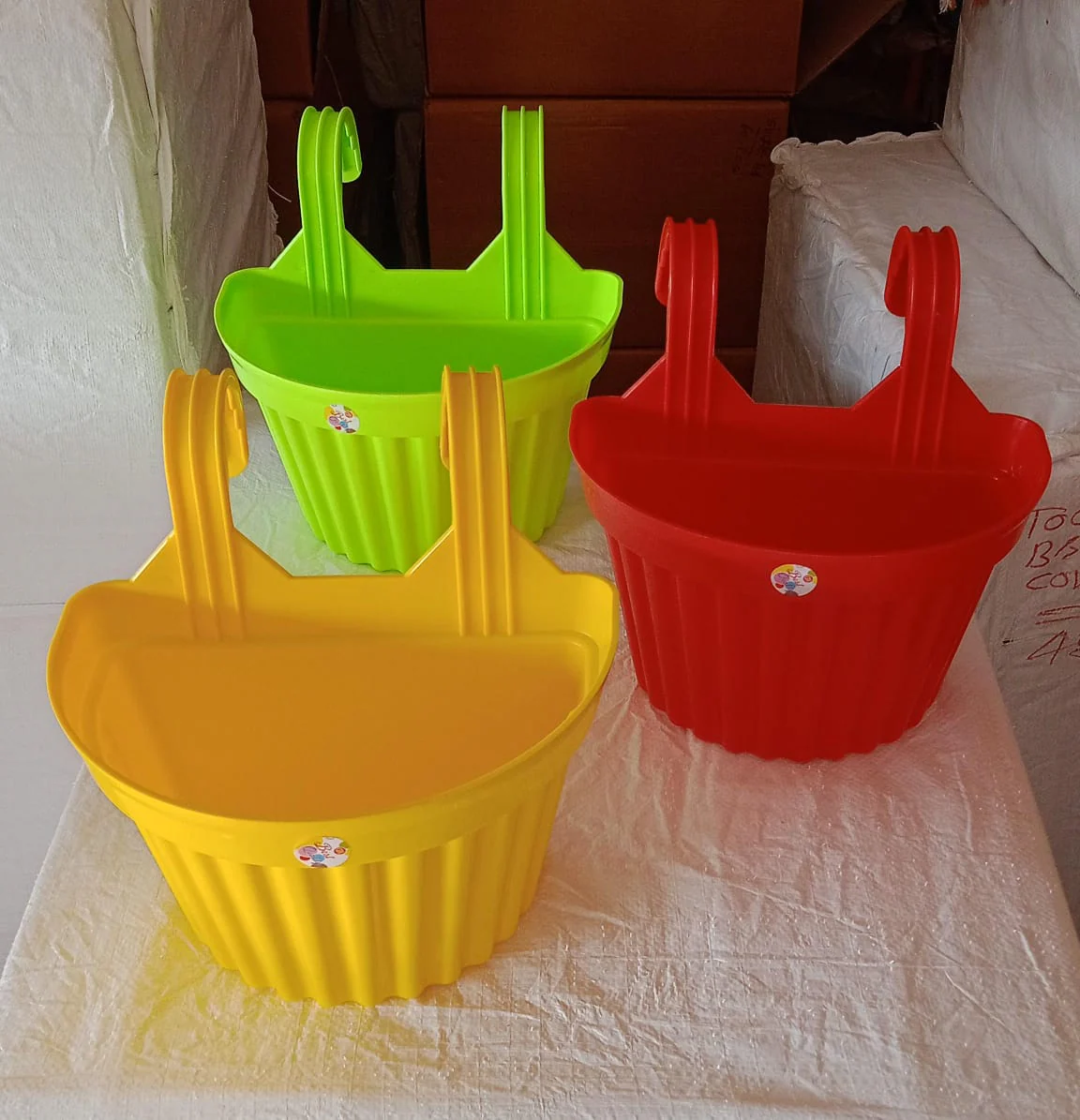 Multicolor Hanging Plastic Planters Orchid Relling , For Plantation,(1pc) - Image 8