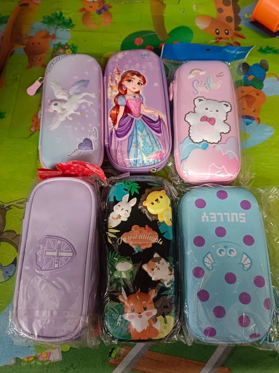 Cute Cartoon Printed Hard Shell Pencil Case with Zipper Closure (1 Pc) - Image 12