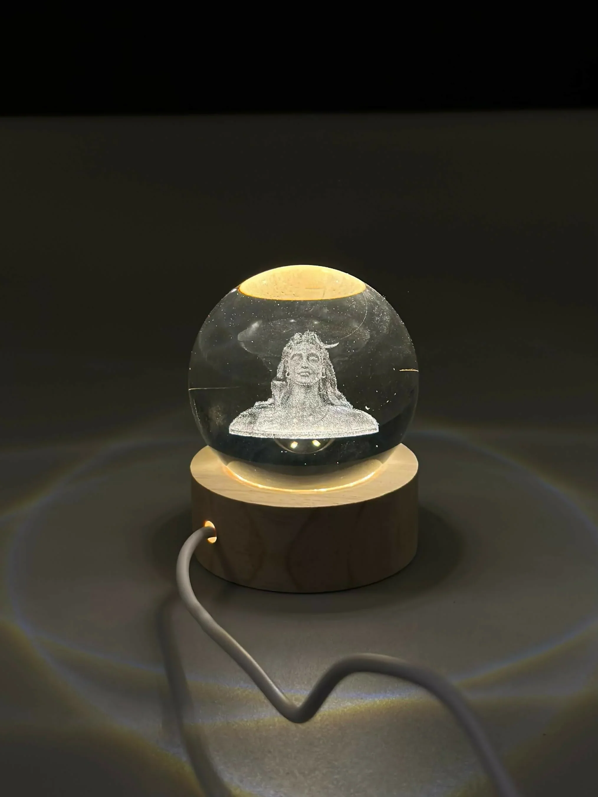 3D Crystal Night Lamp with Wooden Base, USB Powered Decorative Light - Image 13
