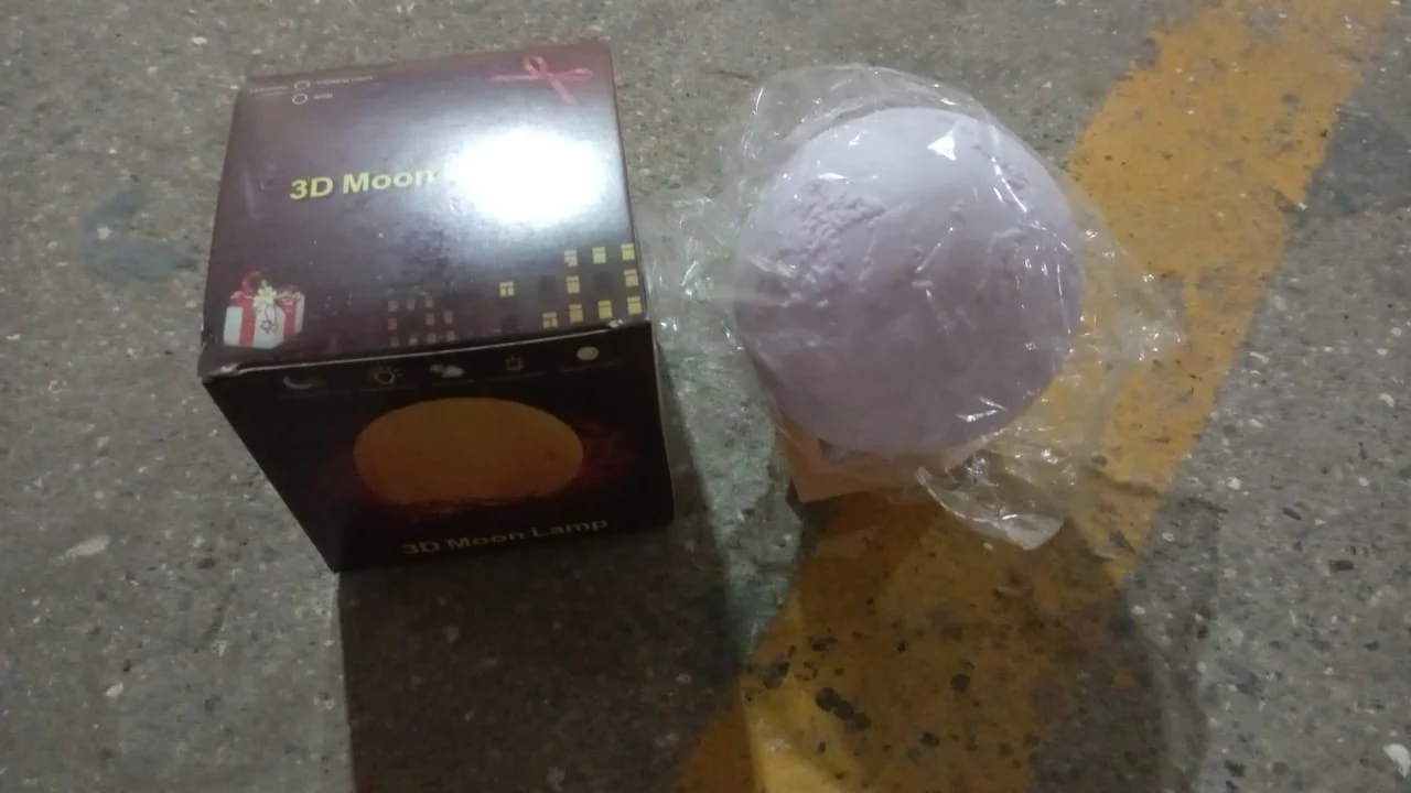 3D Moon Night Lamp with Stand (Color Box /  White & Yellow Light / 1 Pc) - Image 7