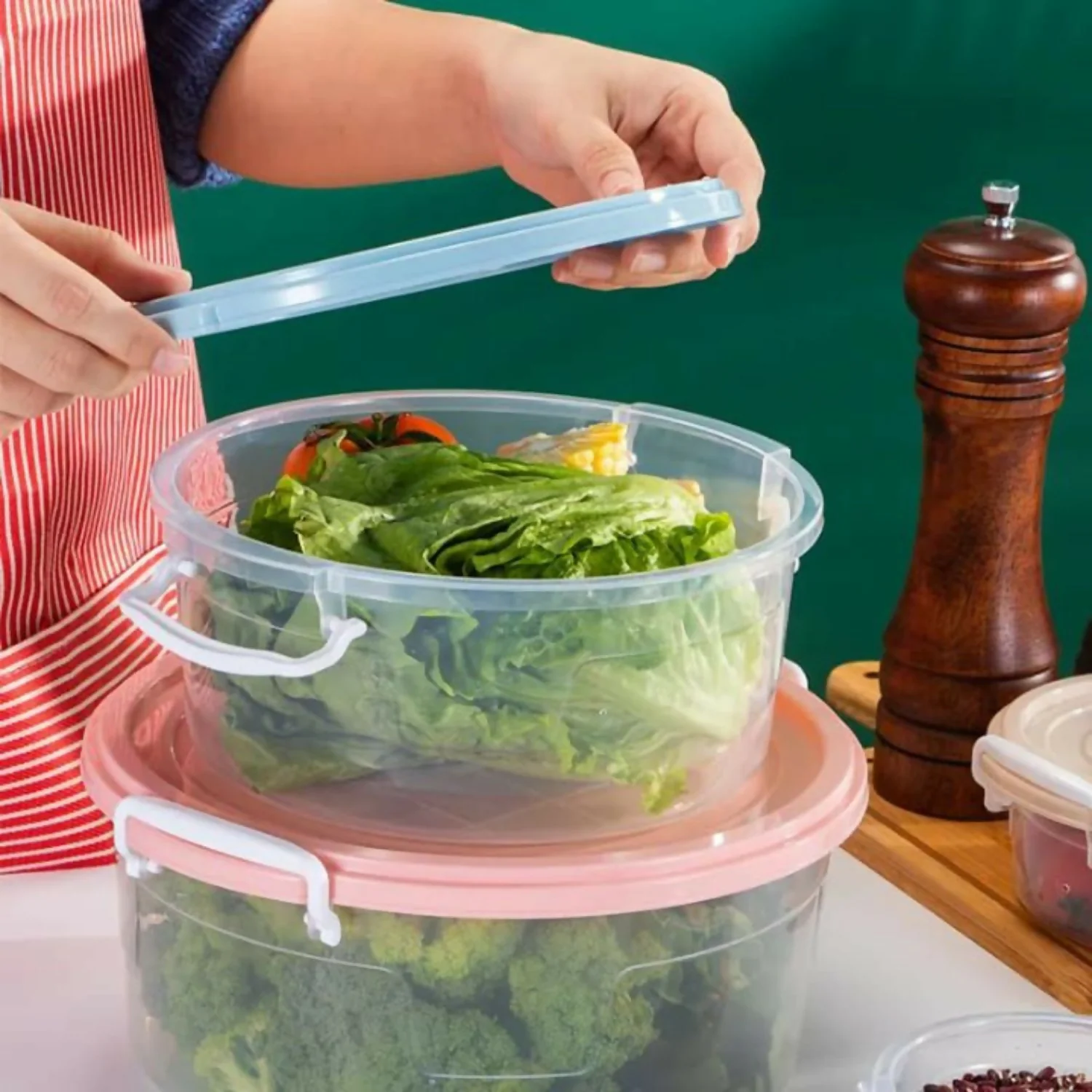4 pcs lock lid Plastic Container 1400 ml - Image 2