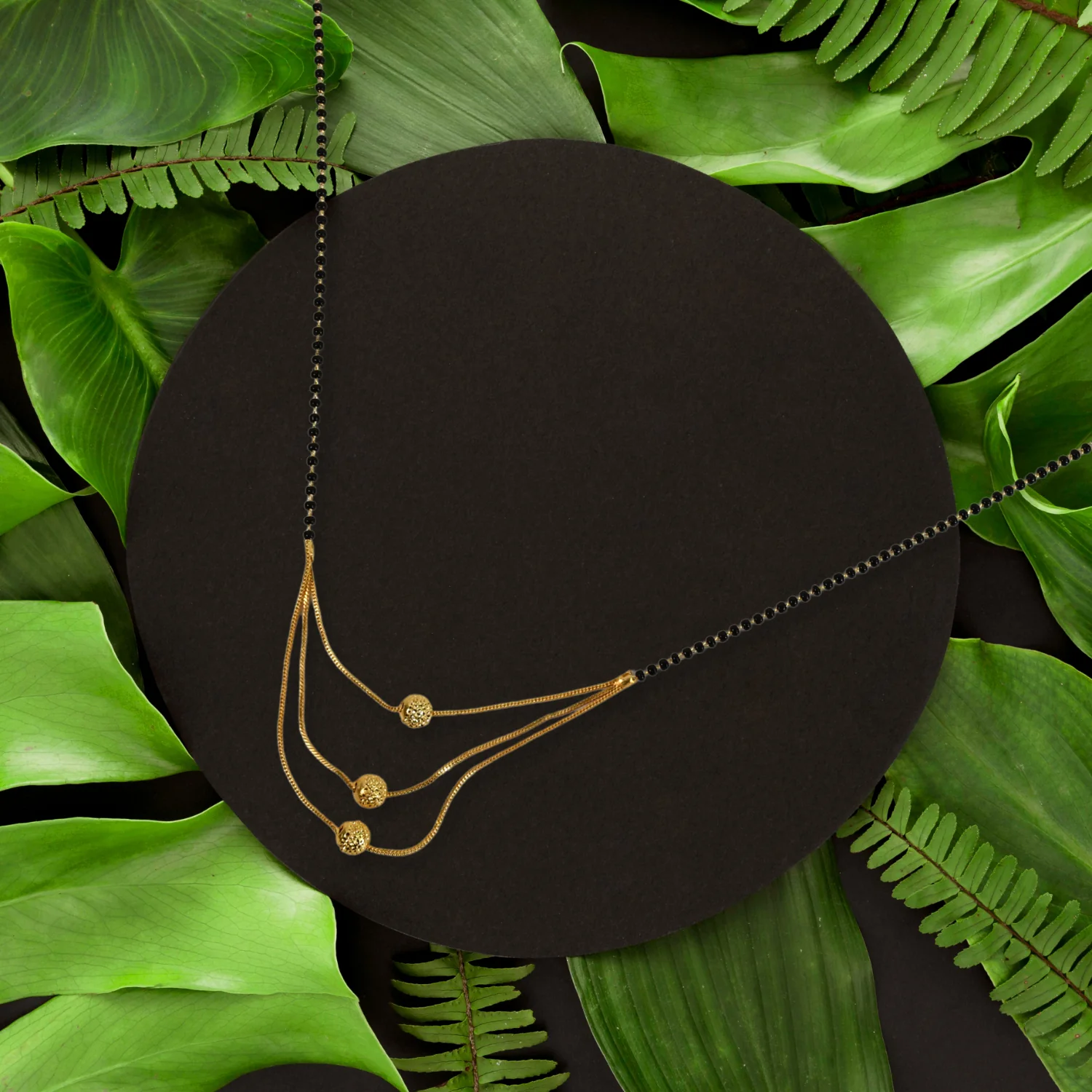 Elegant Women's Necklace for Every Occasion - Image 2