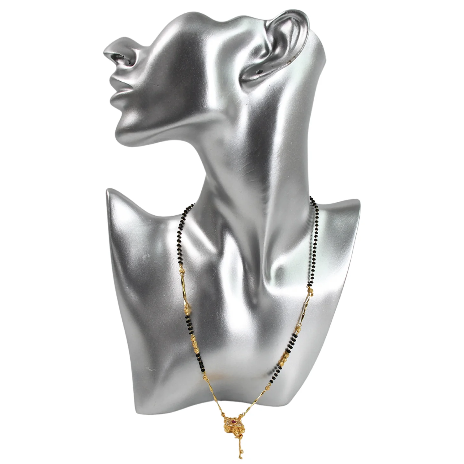 Effortless Style Women's Pendant Necklace - Image 5