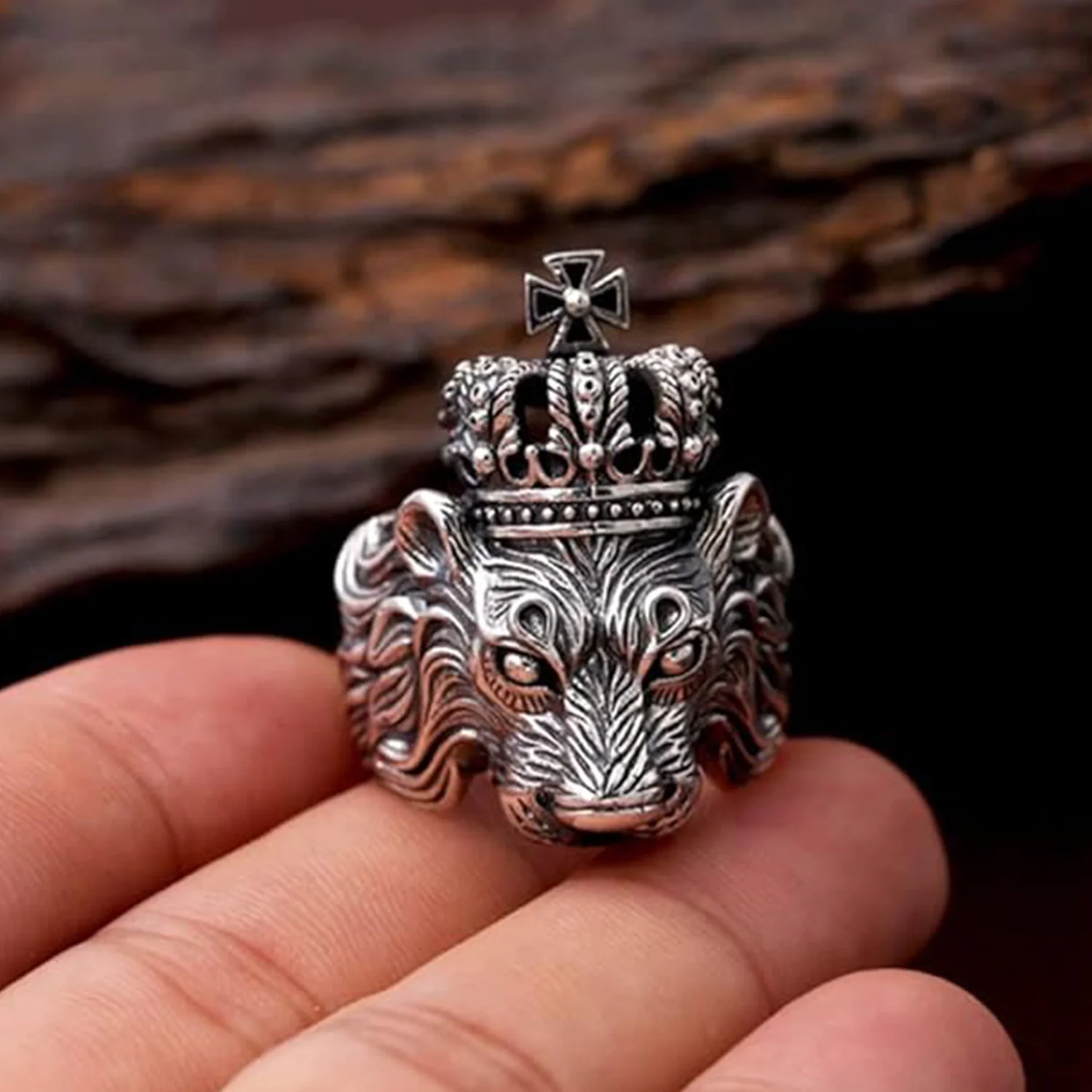 Silver Lion Head Ring - Image 3