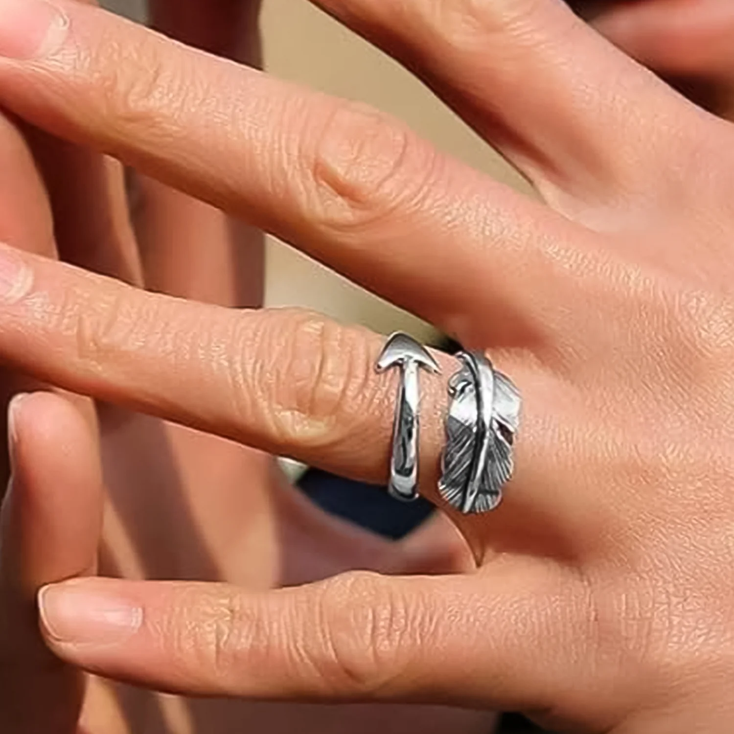 Fashionable Adjustable Arrow With Feather Ring - Image 3