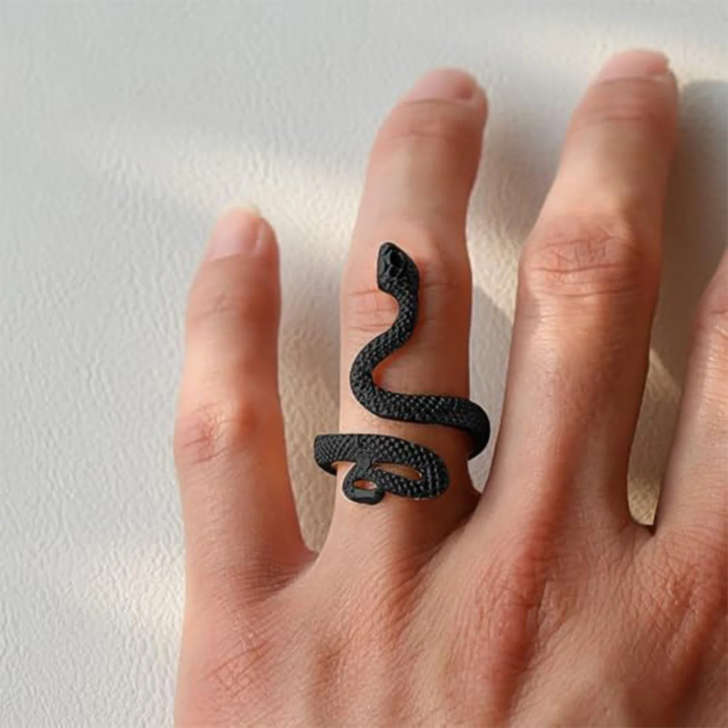 Black snake ring for men and boys - Image 3