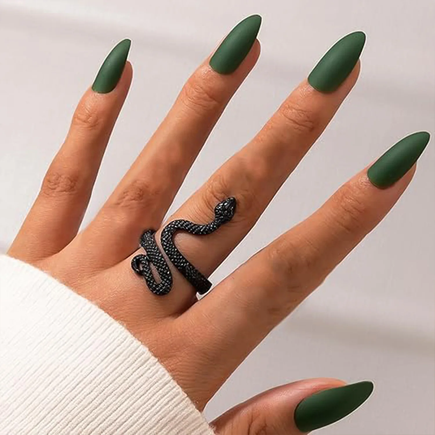 Black snake ring for men and boys - Image 4