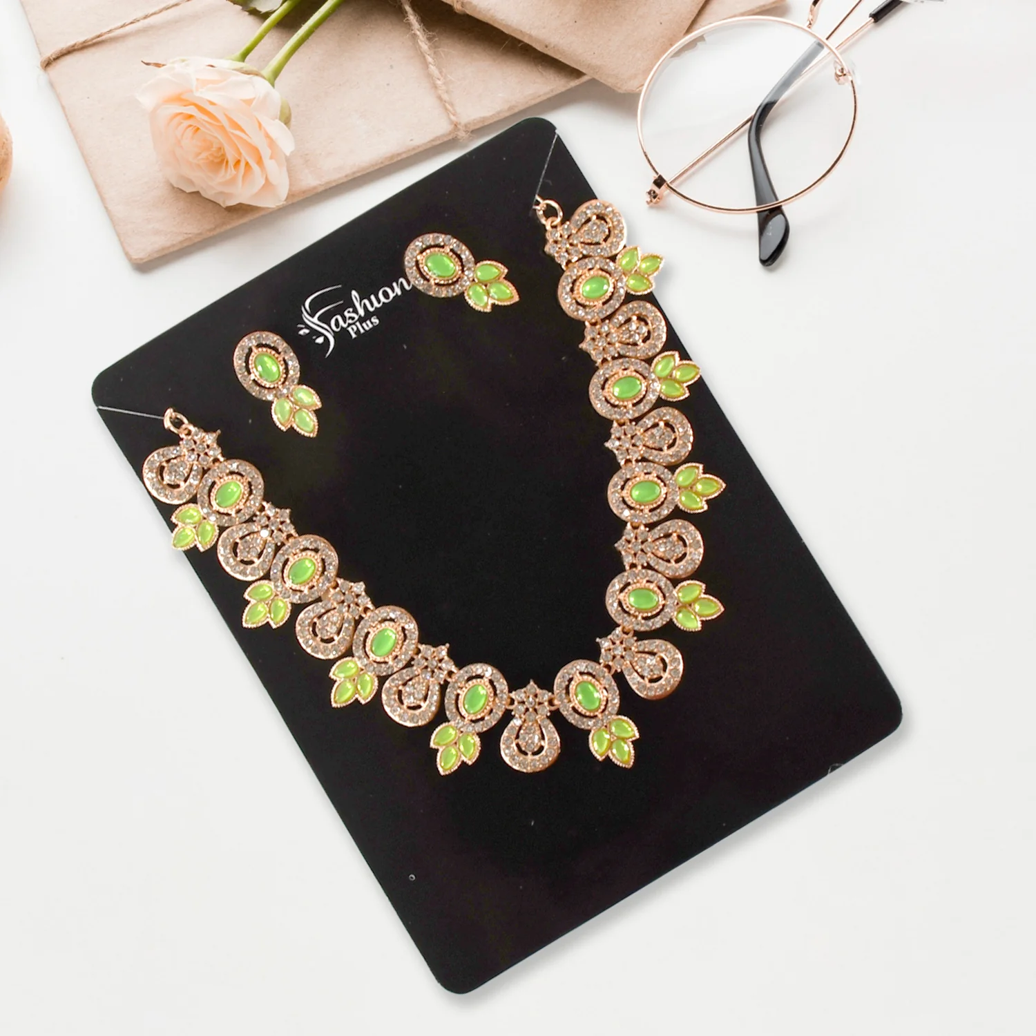 Parrot-Inspired Necklace Set - Image 2