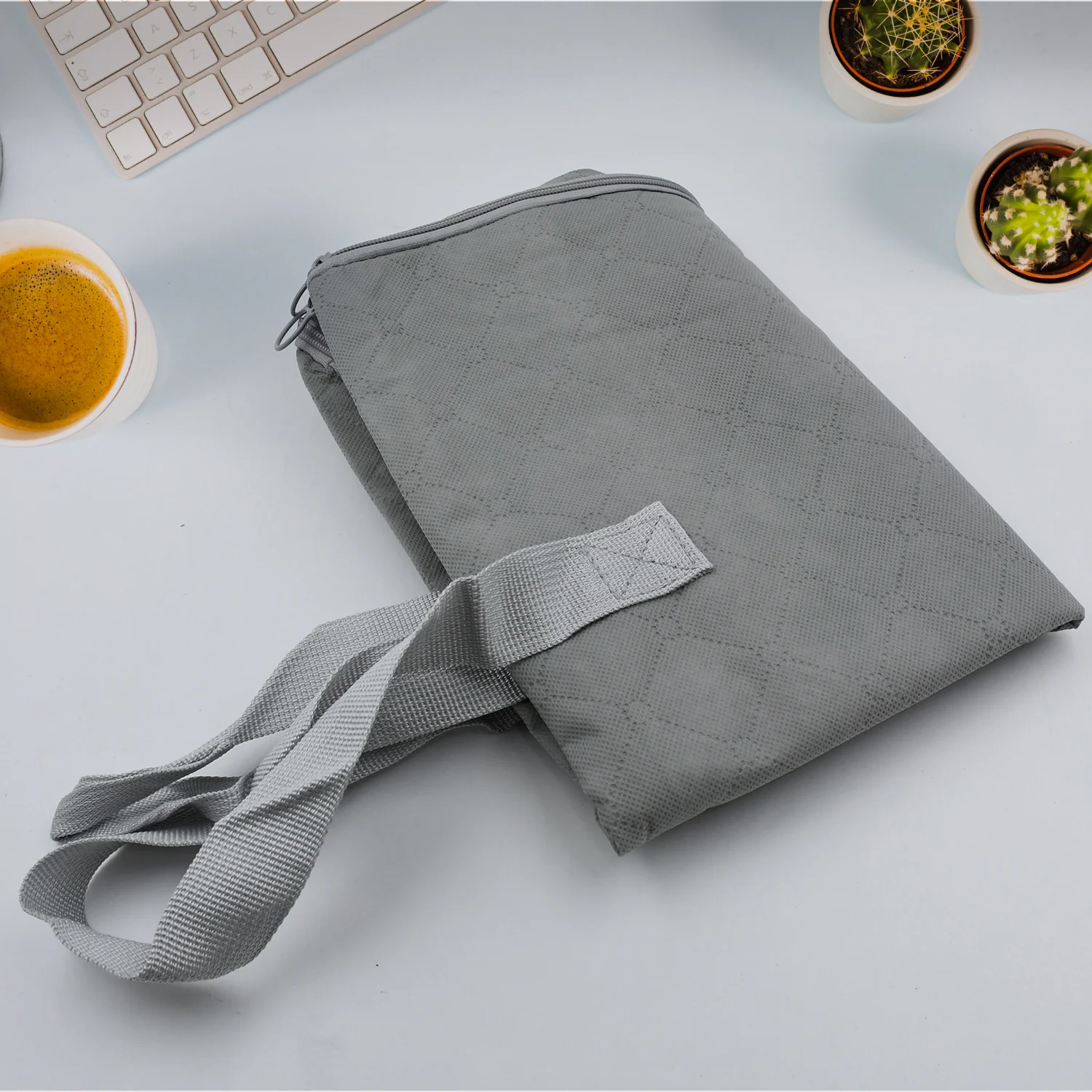 Multi-Purpose Large Capacity Bag, Heavy Duty Large Bag with Zip Closure - Image 3