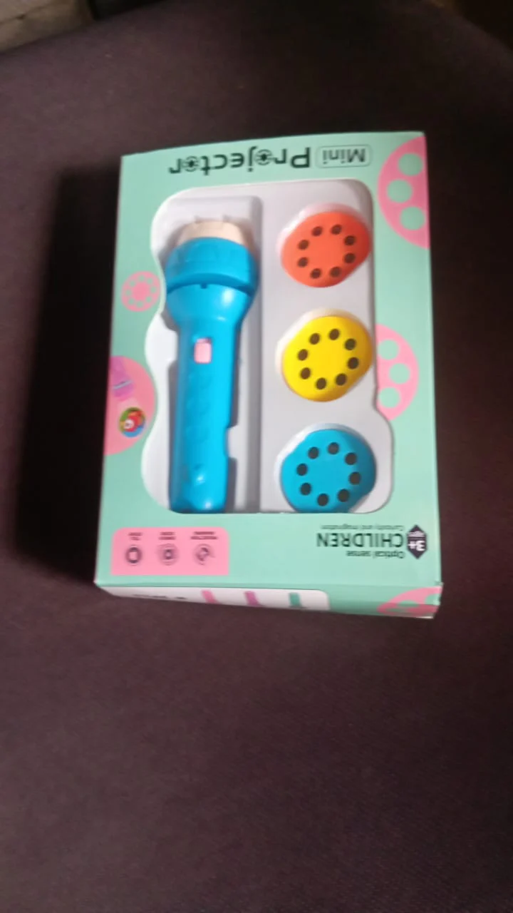Mini Slide Projector for Kids with 3 Slide and Animated Pattern Learning Toy - Image 8