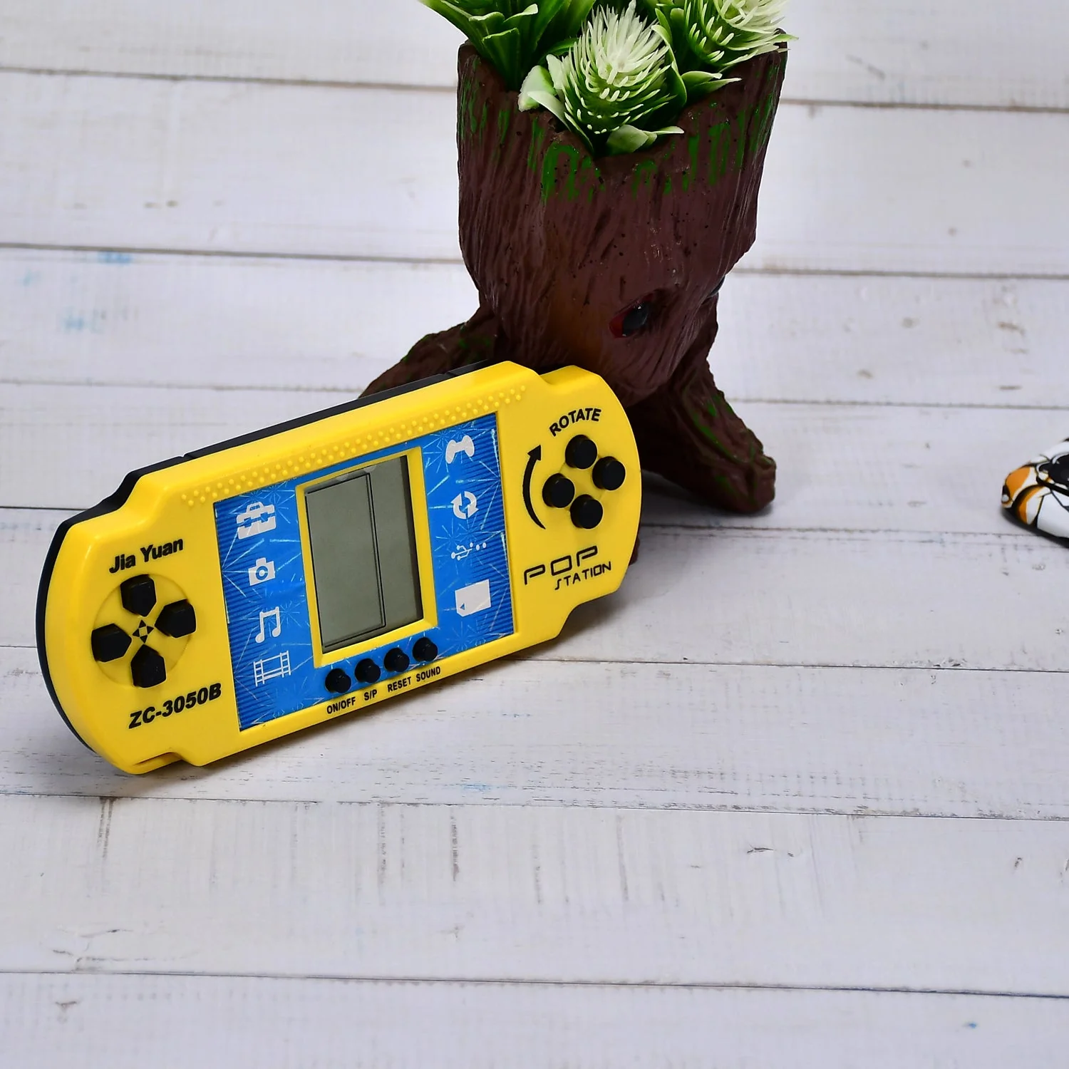 Handheld Video Game  Station Pocket Game Toy. - Image 8