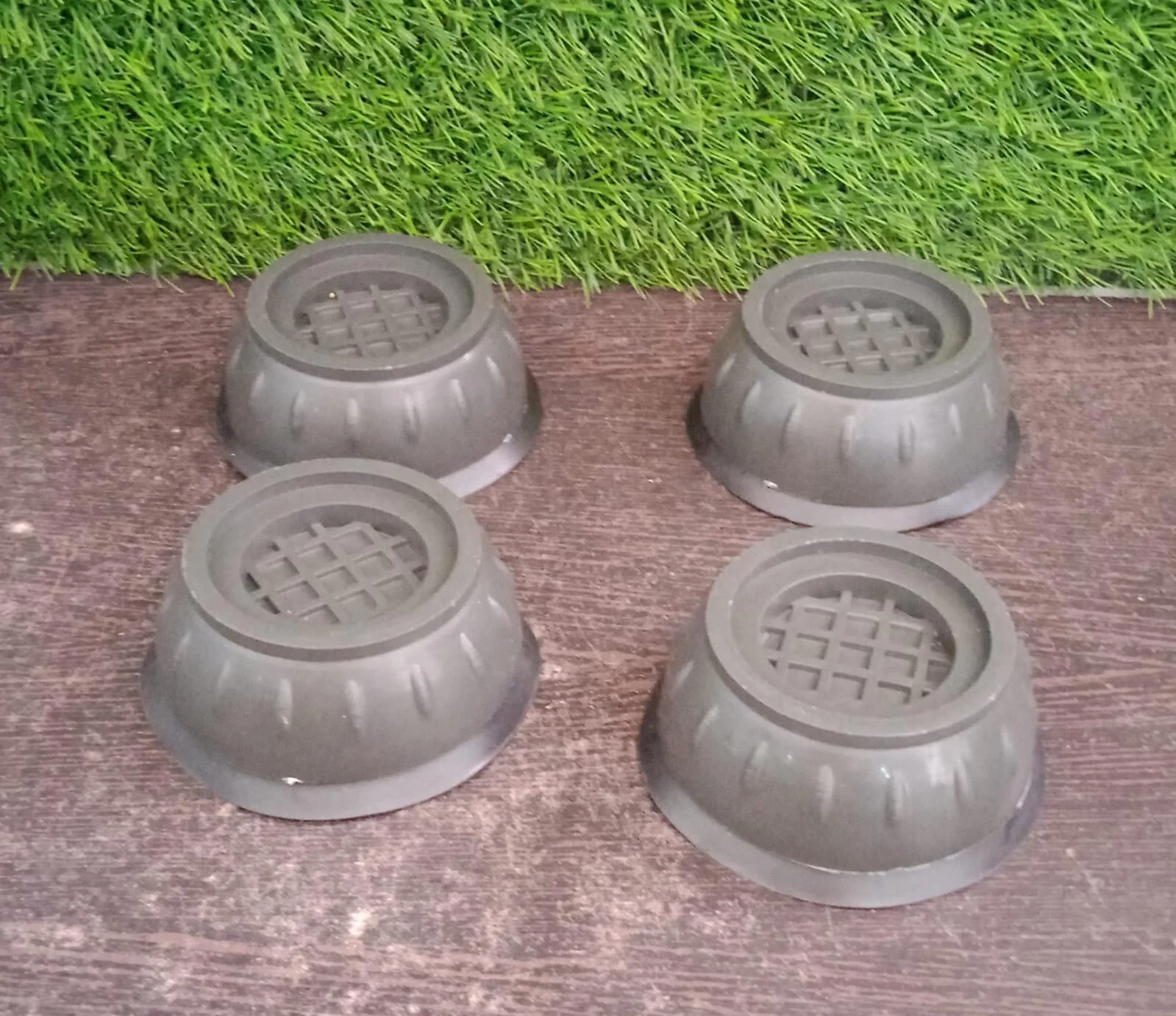 Washer Dryer Anti-Vibration Pads with Suction Cup Feet - Image 8