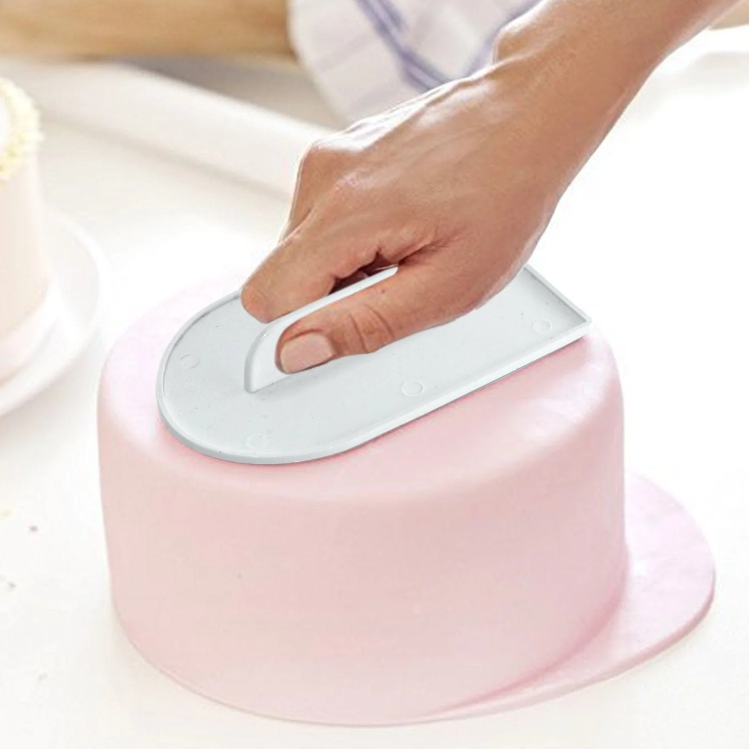 Plastic Cake Pastry Decorating Baking Icing Smoother - Image 6