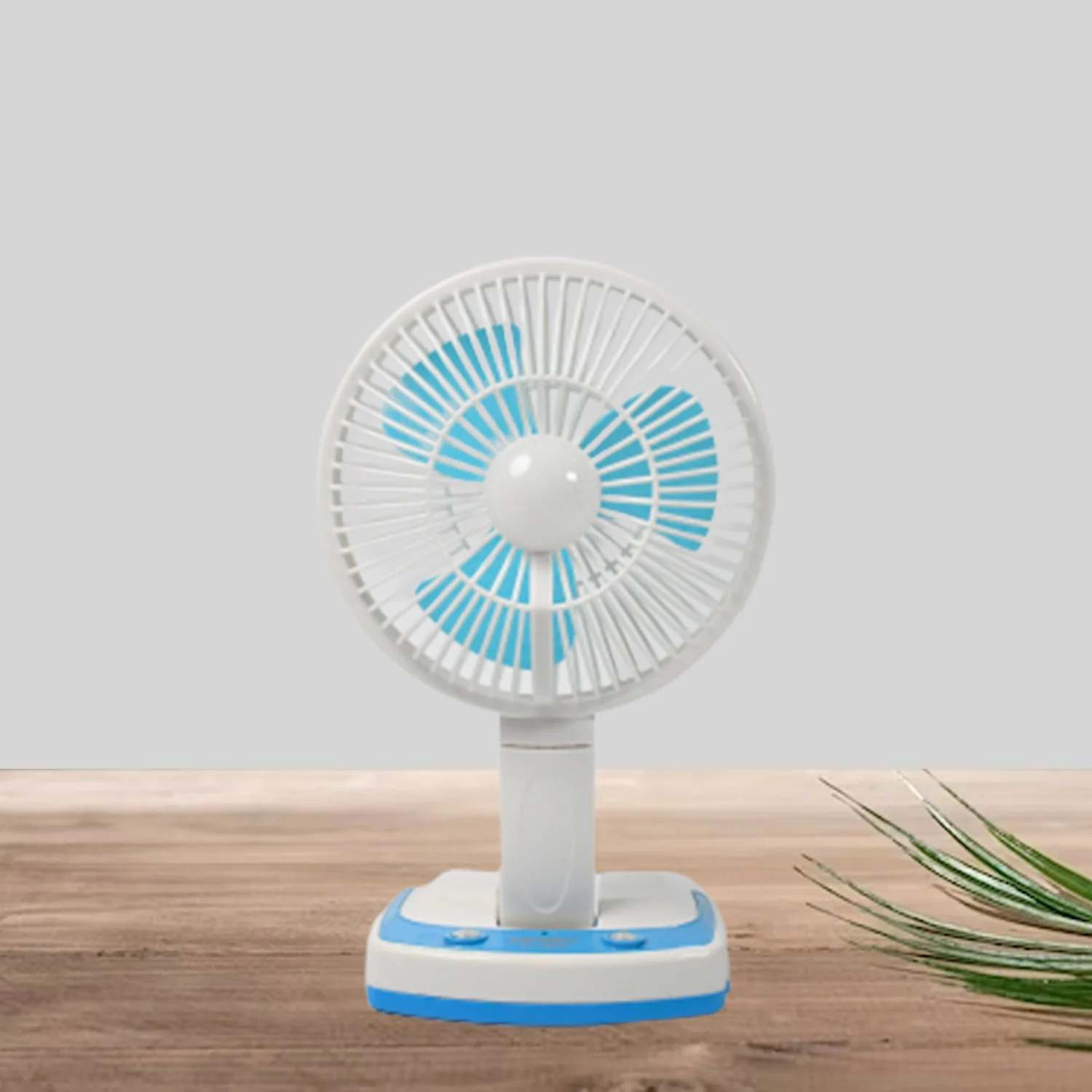 PORTABLE LED LIGHT WITH MINI FAN- YJ 5570 (Battery Not Include) - Image 8