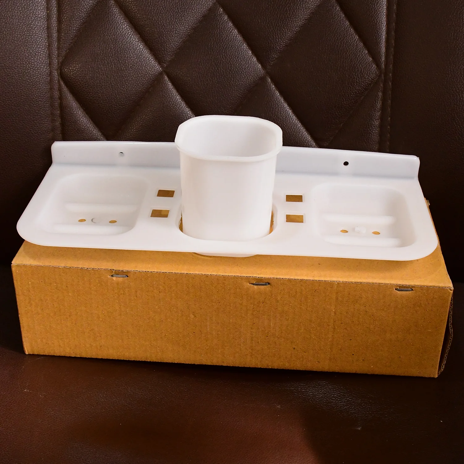 Plastic Soap Dish and plastic soap dish tray (2 Pc) - Image 8