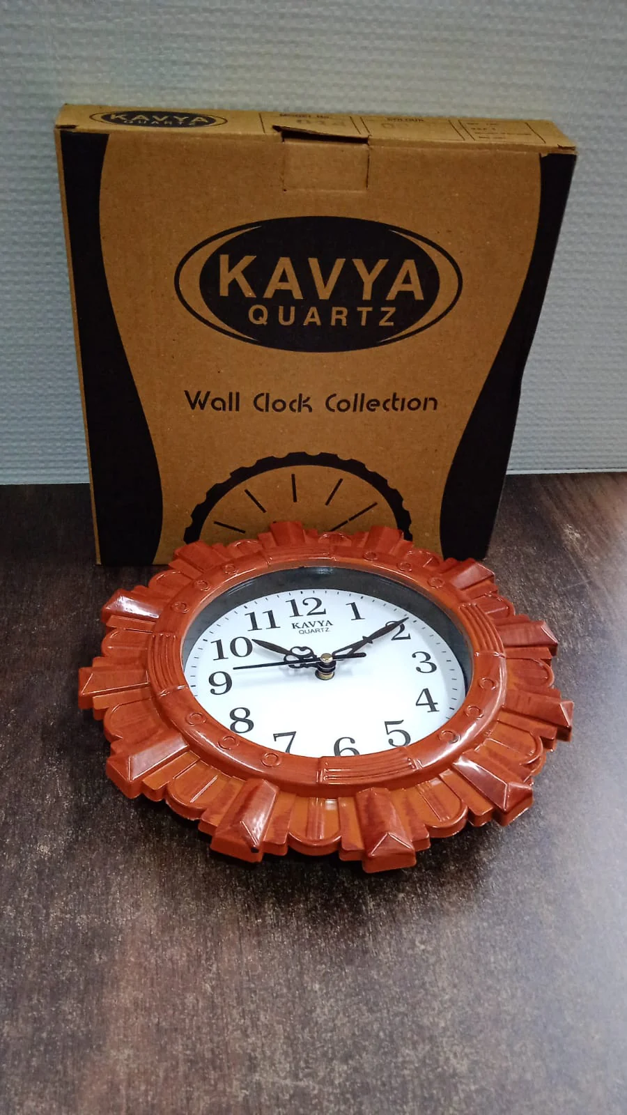 Wooden Look Round Wall Clock – Battery Operated Easy-to-Read Design for Home/Office - Image 8