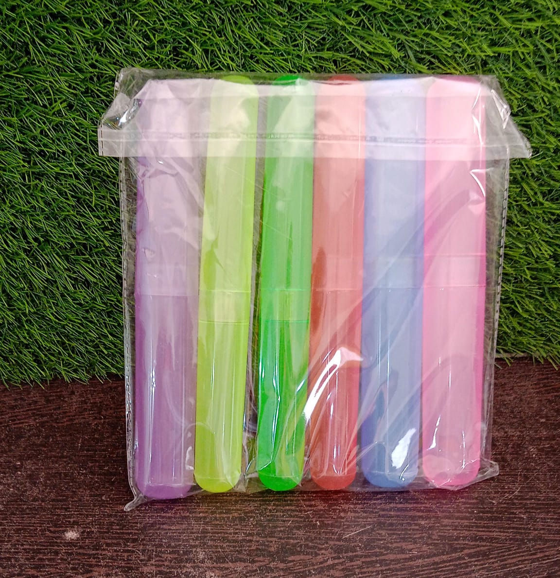 Plastic Toothbrush Covers - 6pc Anti-Bacterial Travel Protectors for Oral Care - Image 9