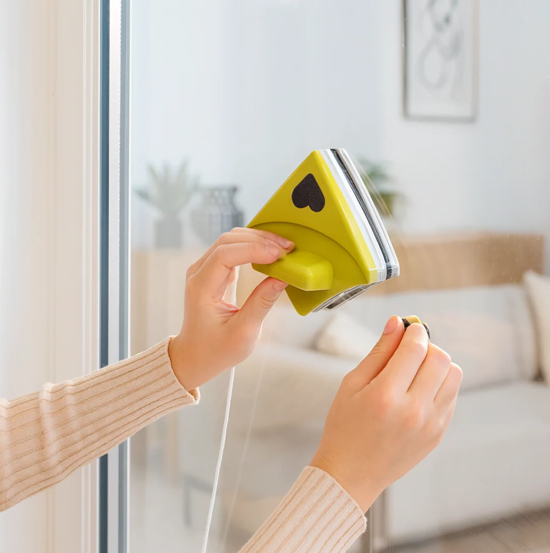 Double face glass cleaner Window Squeegee, Magnetic Window Washing Equipment. - Image 10