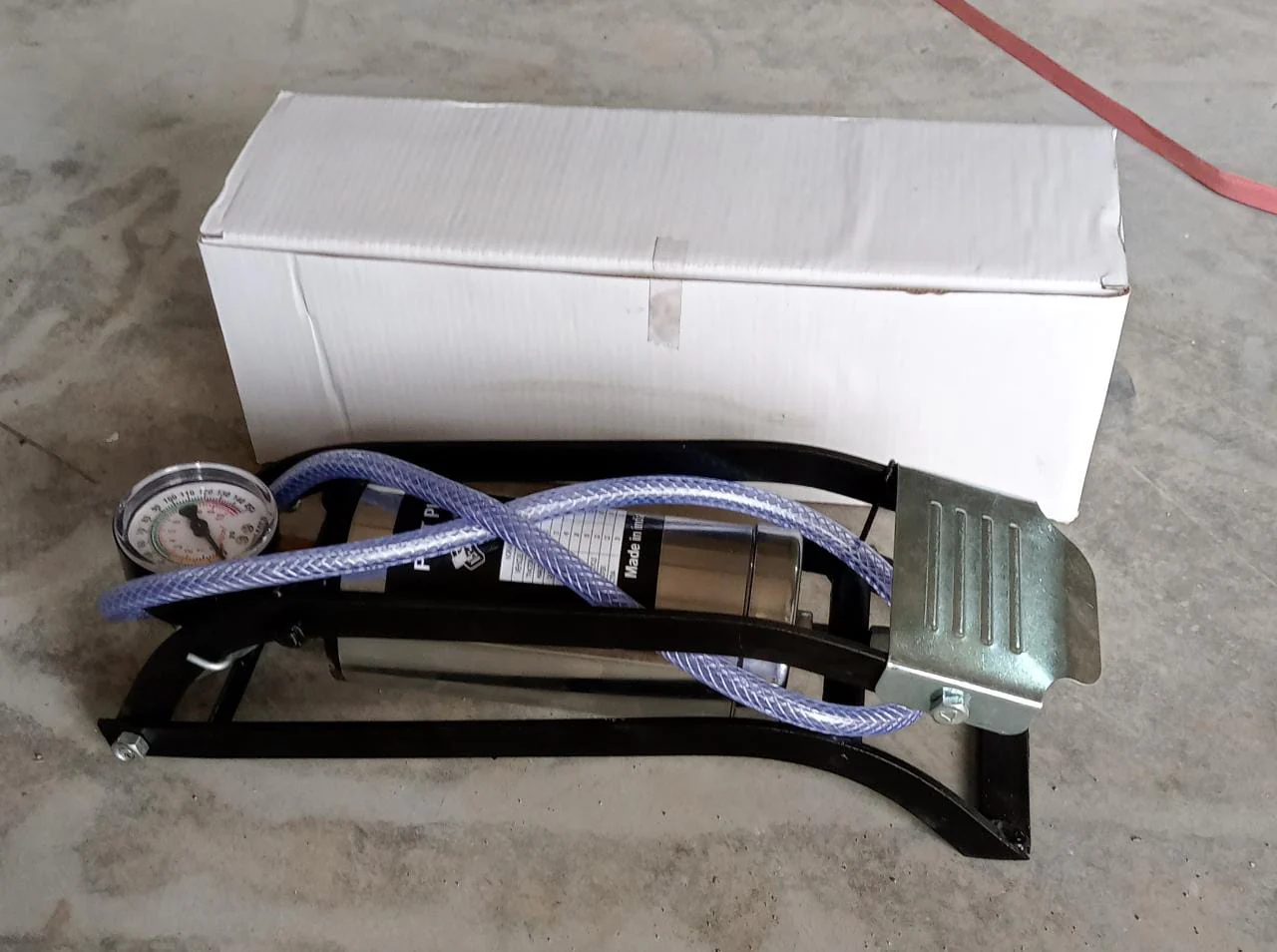 Heavy Duty Steel Foot Pump for Bike, Car, Cycle & More Vehicles - Image 7