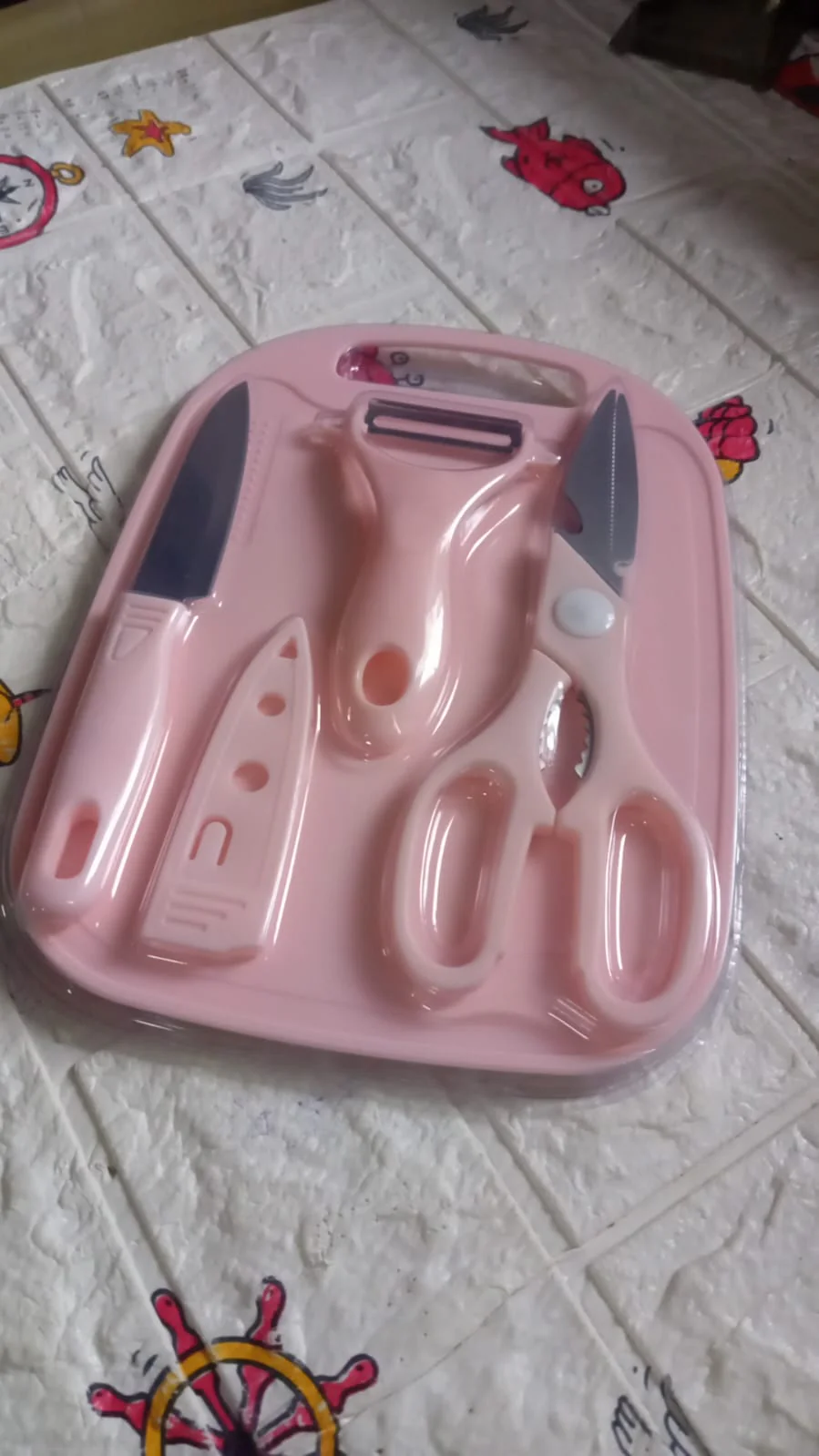 Mini Travel Cutting Board Set, 4 Pcs Portable Mini Camping Plastic Cutting Board & Knife, Fruits & Vegetable Peeler Scissors, Kitchen Knives Set, for travel, picnic, camping, outdoor, park (4 Pc Set) - Image 7