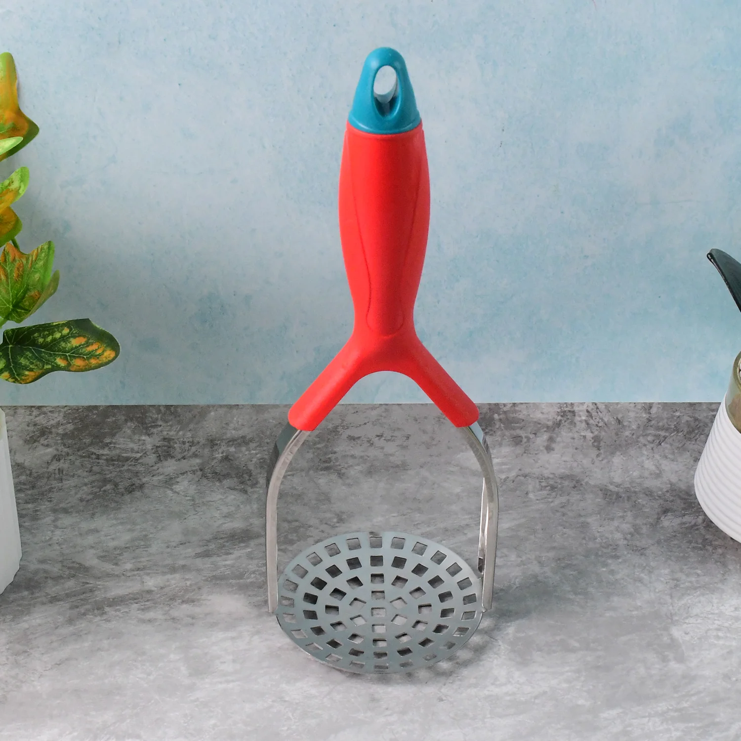 Supermom Kitchen Food Masher (1 Pc) - Image 3