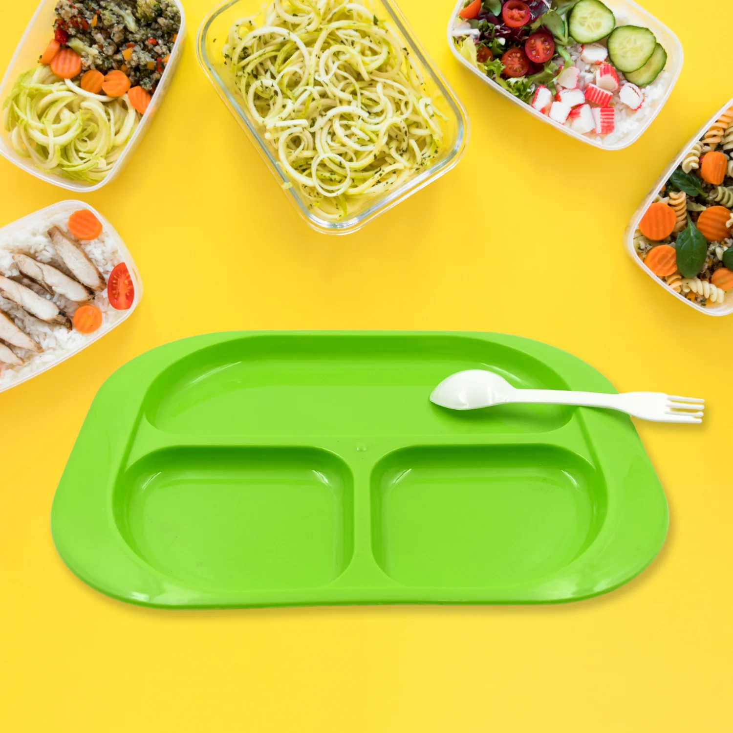 Biodegradable 3-Compartment Plastic Food Plate with Spoon for Snacks (1 Pc) - Image 4