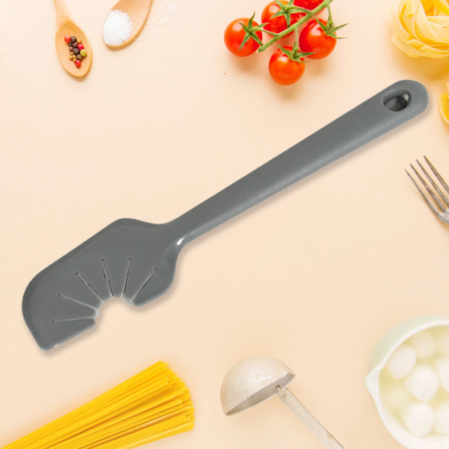 Silicon Whisk Cleaner Kitchen Tool / Whisk Scraper Tool (1Pc) - Image 3