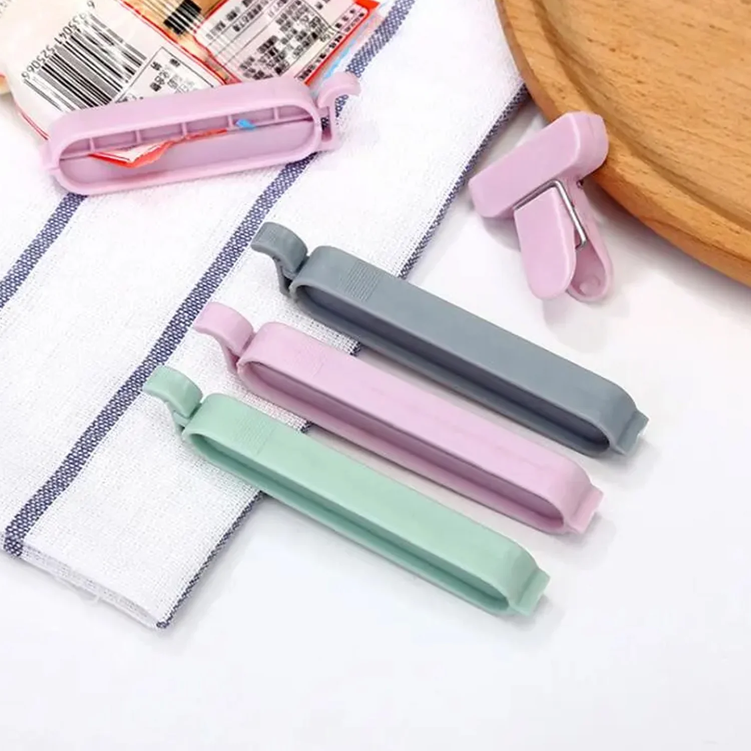 12 Pieces Food Clips, Plastic Food Bag Clips Reusable Bag Clips - Image 3
