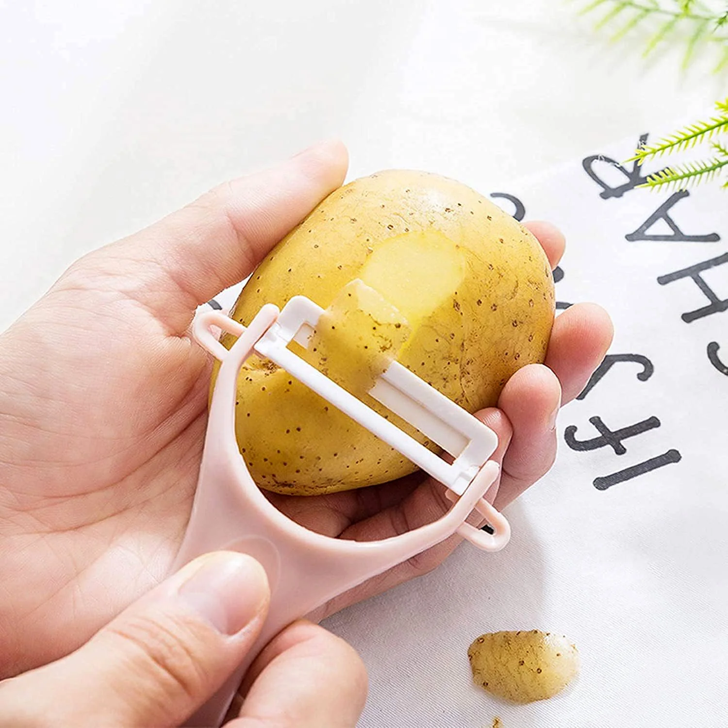 Stainless Steel Blade Peeler – Universal Kitchen Peeler for Household Use - Image 7