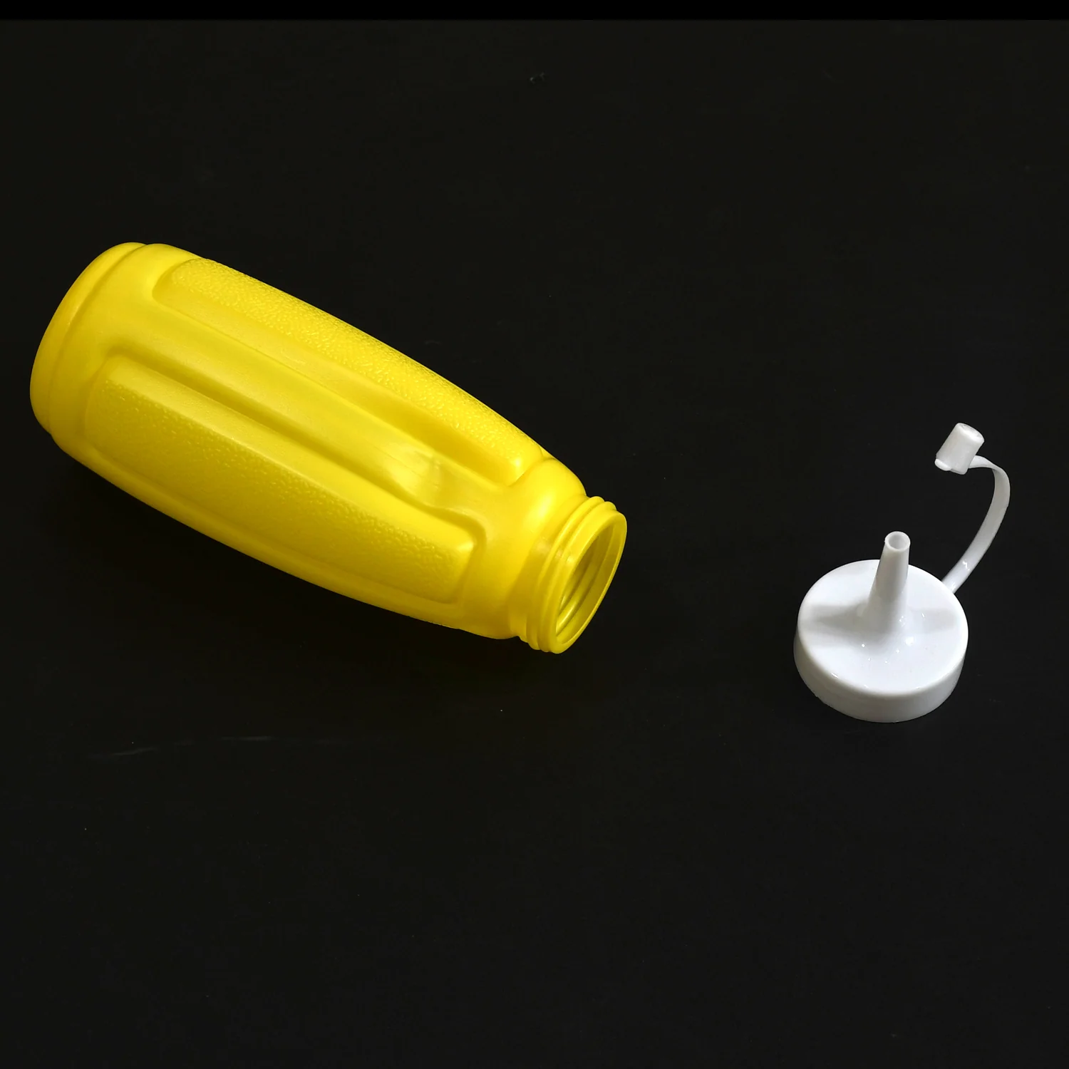 Plastic Squeeze Bottle Ketchup Mustard Honey Sauce Dispenser Bottle ( 2 Pc Set ) - Image 5