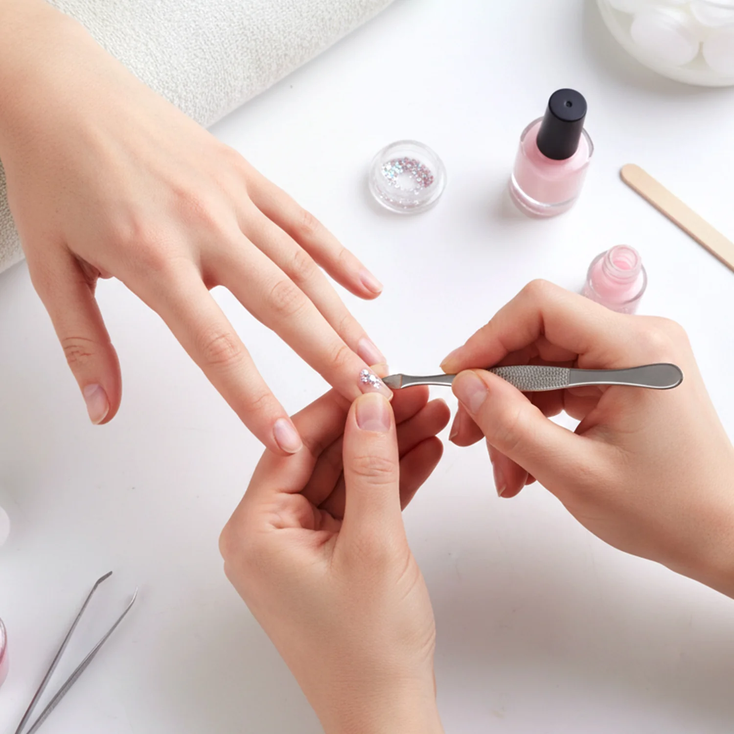 6 in 1 Premium Nail Care Manicure Pedicure Grooming Kit (1 Set) - Image 6