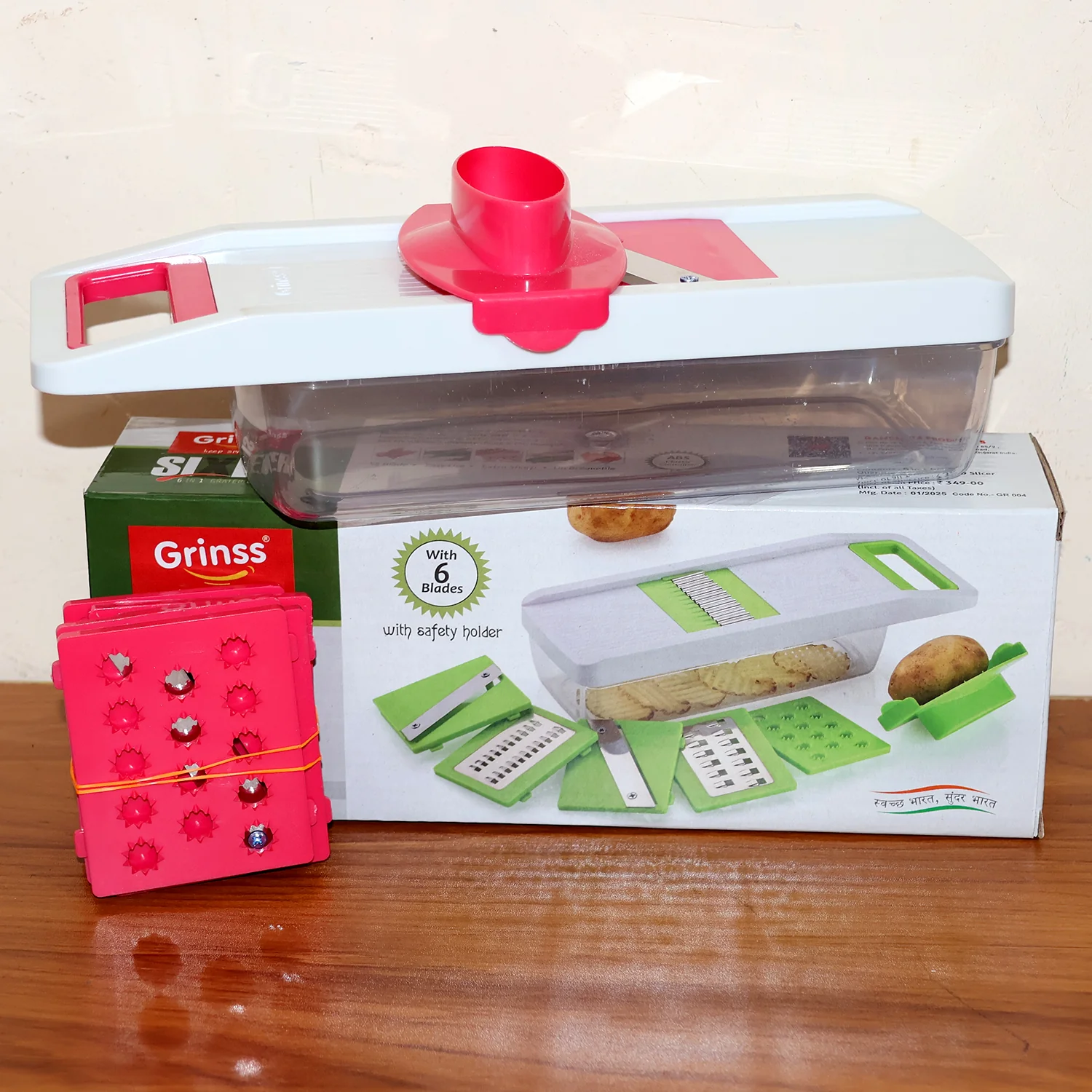 6-in-1 Vegetable Slicer, Grater & Chopper - (Set) - Image 7