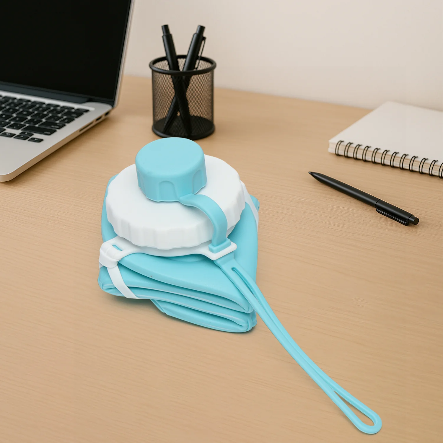 600ml Collapsible Silicone Water Bottle for Travel, Sports, Gym & Office (1 Pc) - Image 8