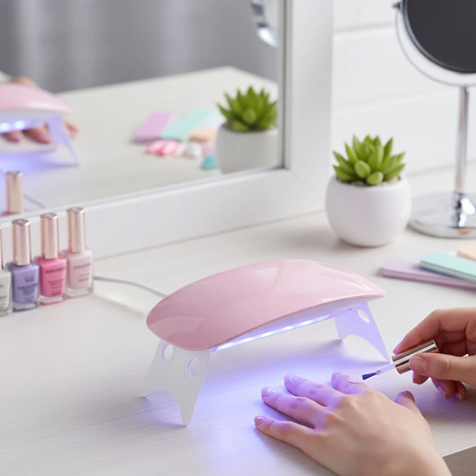 Professional Nail Polish Dryer Machine - Image 9