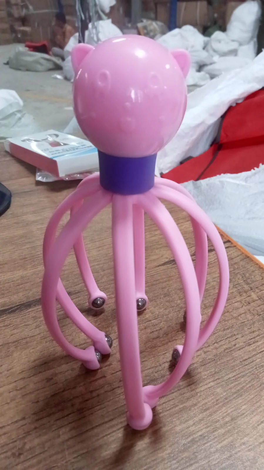 Octopus Stress Relief Therapeutic  Scalp Massager - Image 8
