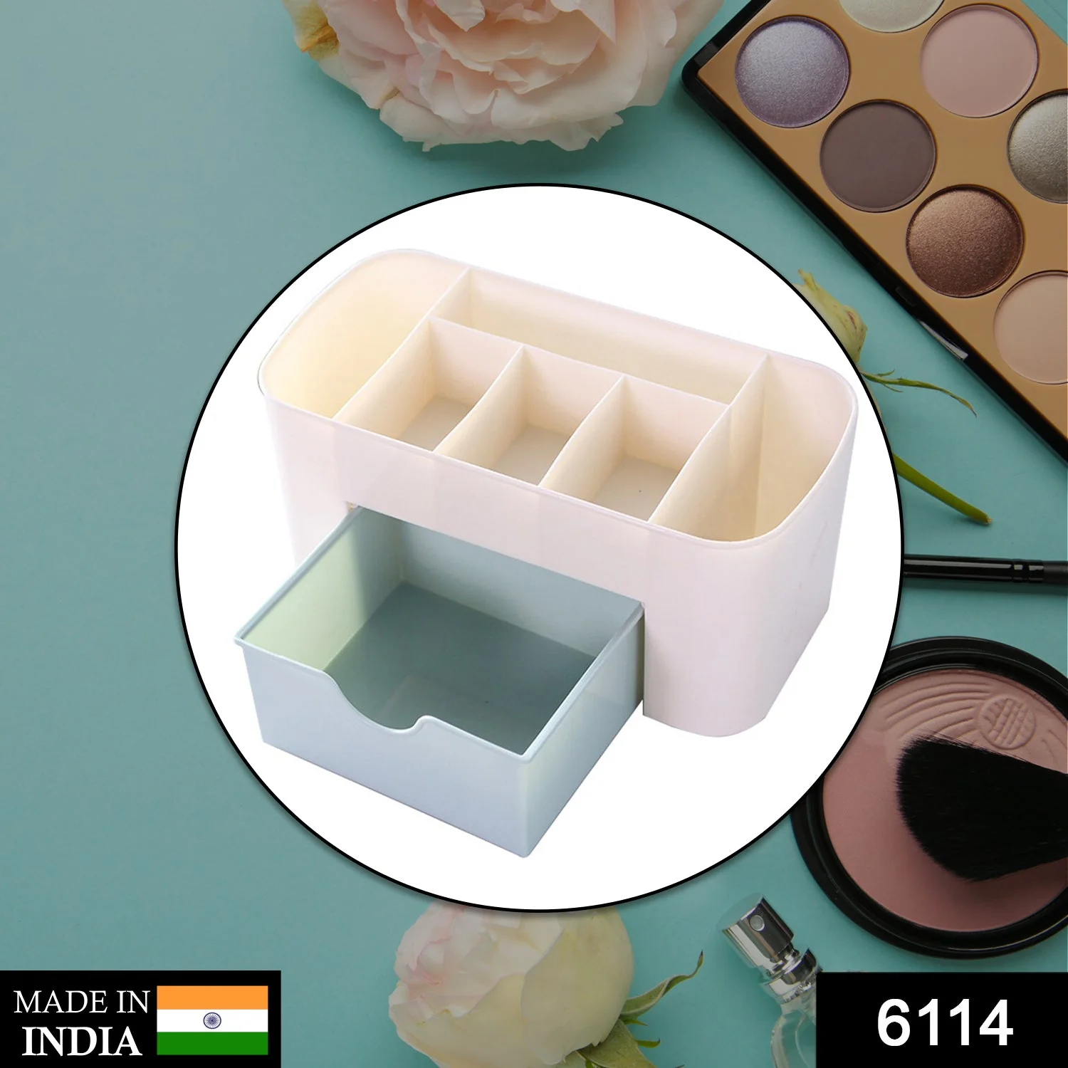 Makeup Cutlery Box Used storing makeup equipments and kits used by womens and ladies - Image 2