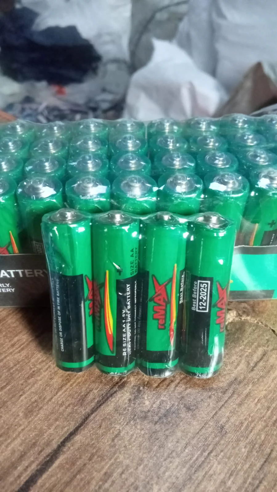 AA Performance Alkaline Batteries – Non-Rechargeable (Battery Only) - Image 7