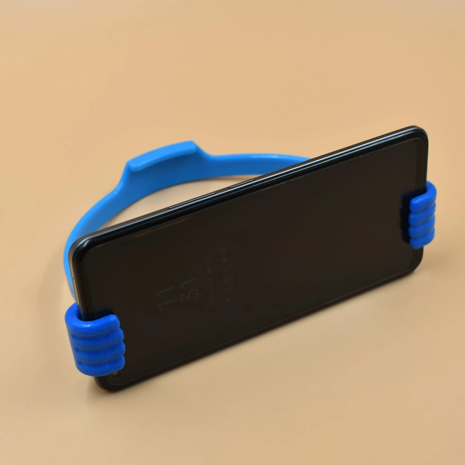 Hand Shape Mobile Stand (4 Pc) - Image 11