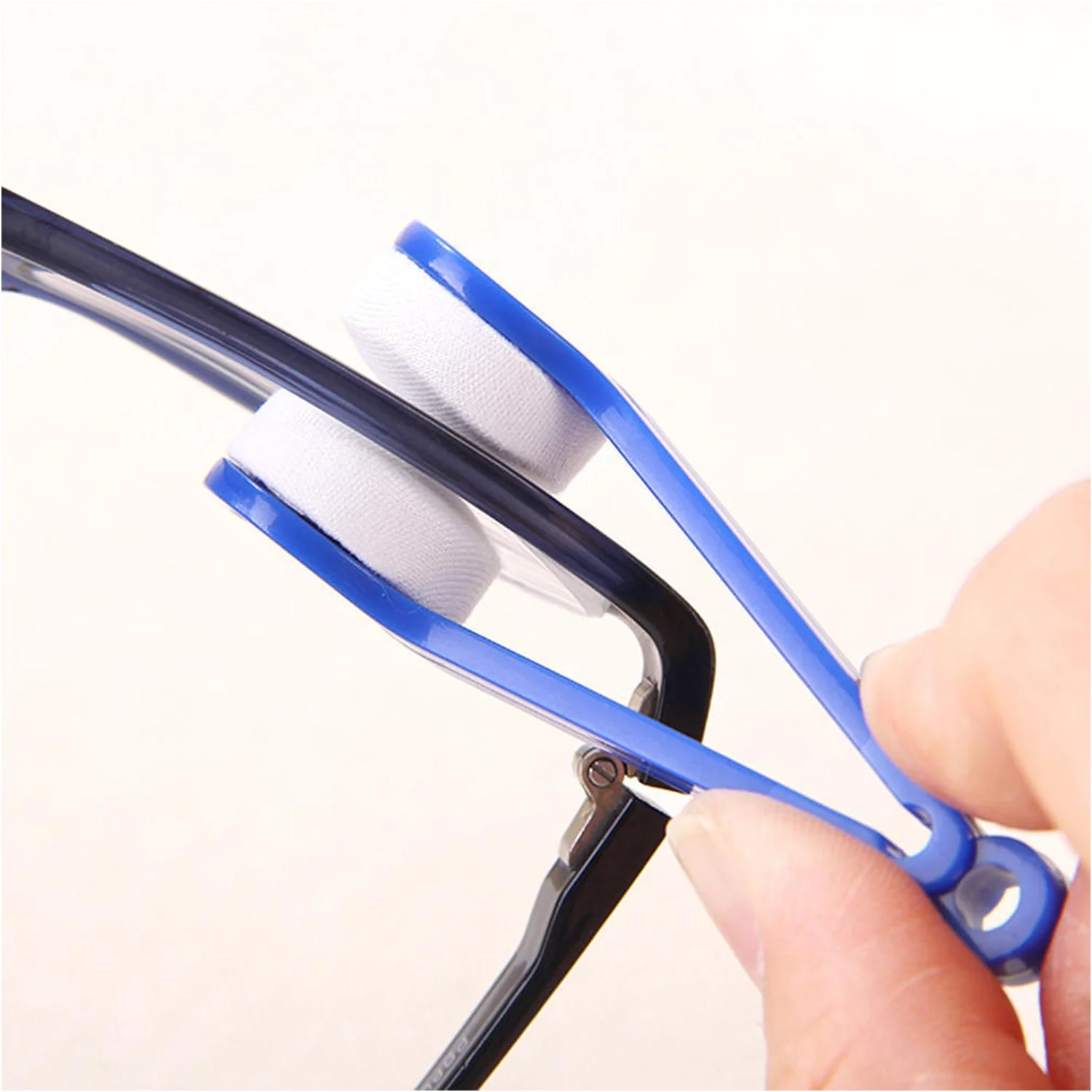 5 Pc Goggle Cleaner With Box used for cleaning glasses and goggles - Image 9