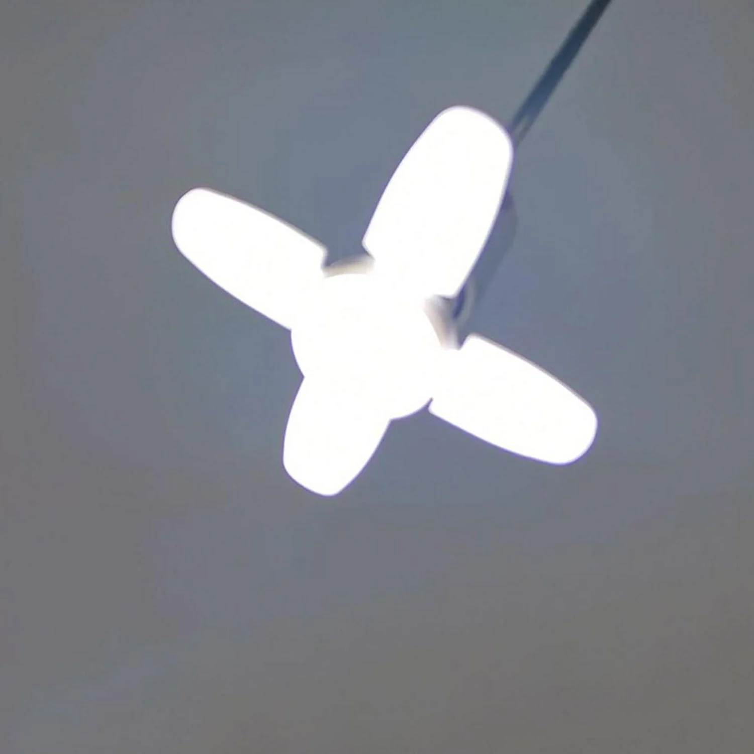 Foldable LED Fan Blade Bulb 28V (1 Pc) - Image 3
